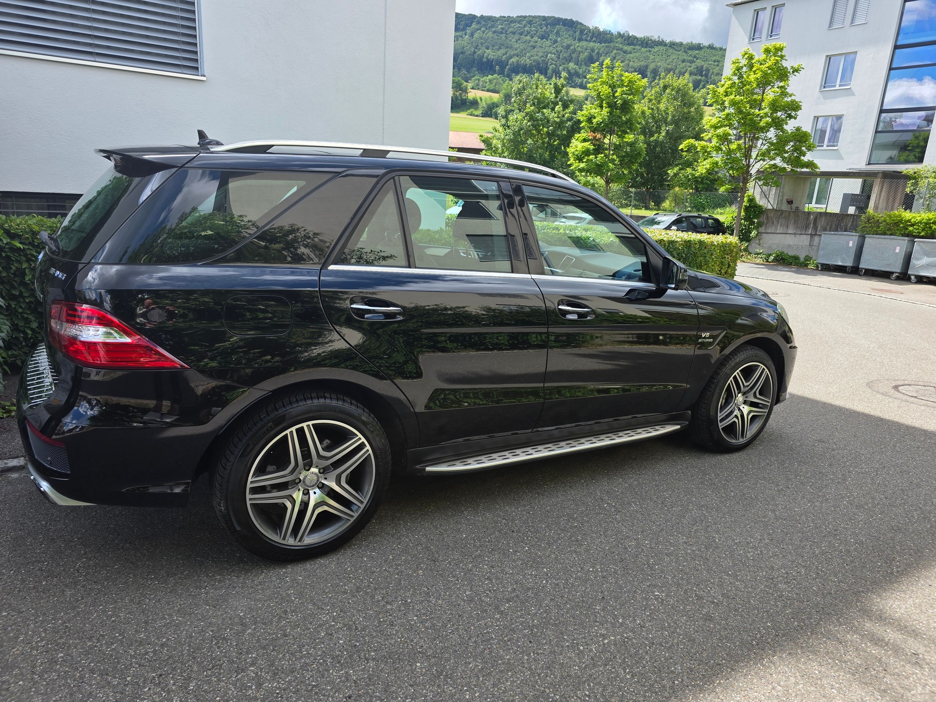 MERCEDES-BENZ ML 63 AMG Executive 4Matic Speedshift-image-3