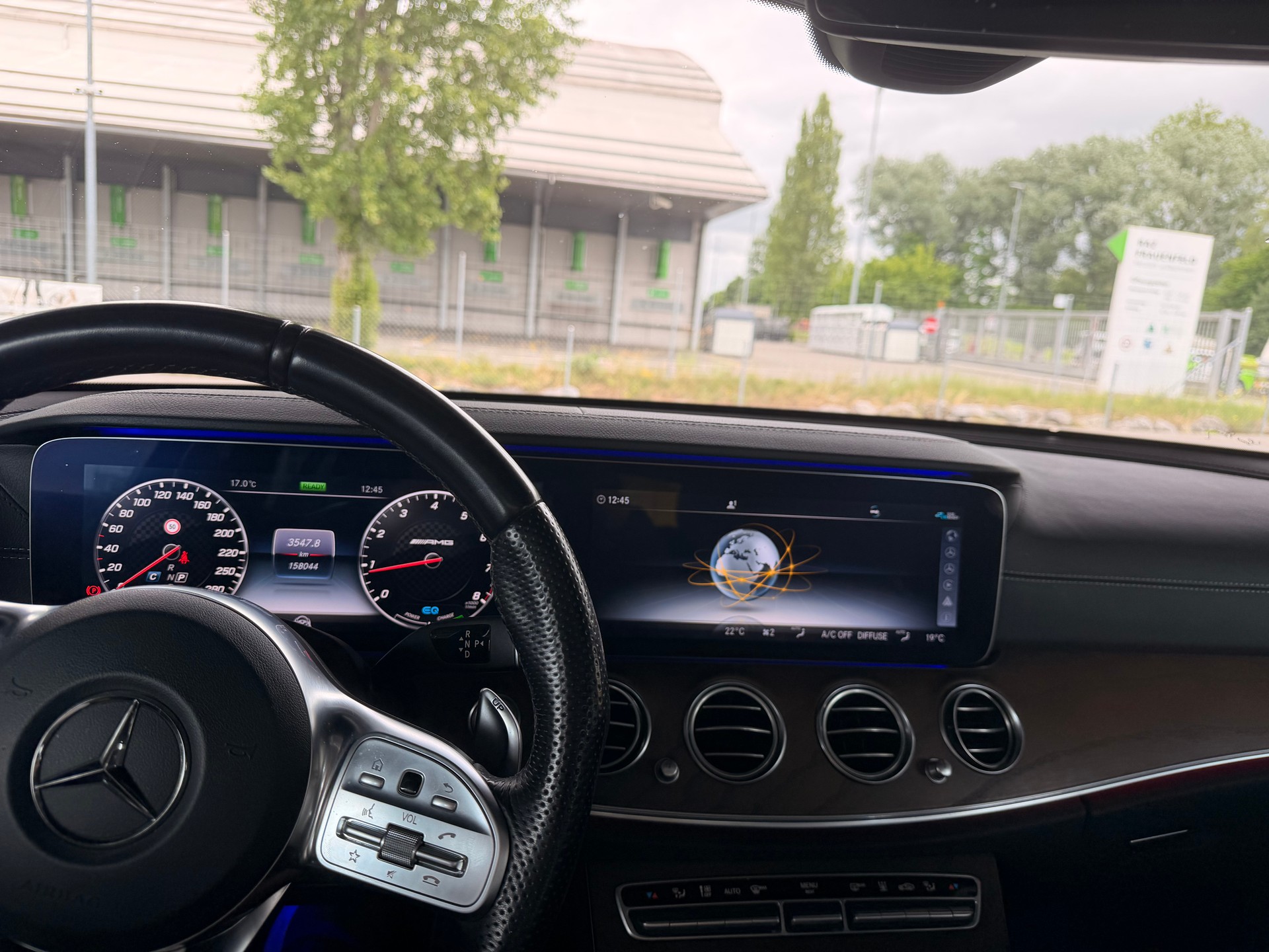 MERCEDES-BENZ E 53 AMG 4matic+-image-4