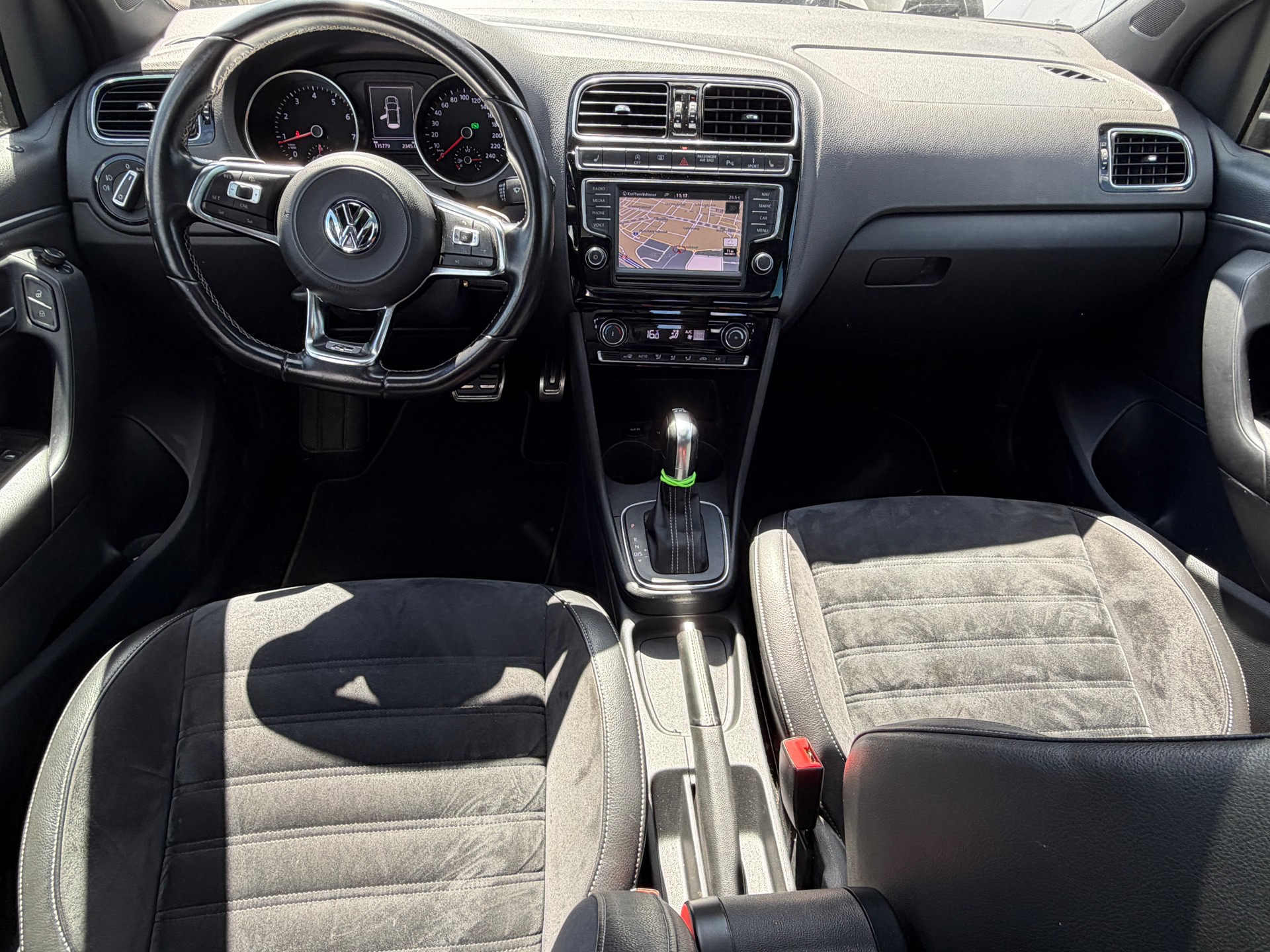 VW Polo 1.2 TSI BMT Sound DSG R-Line-image-15