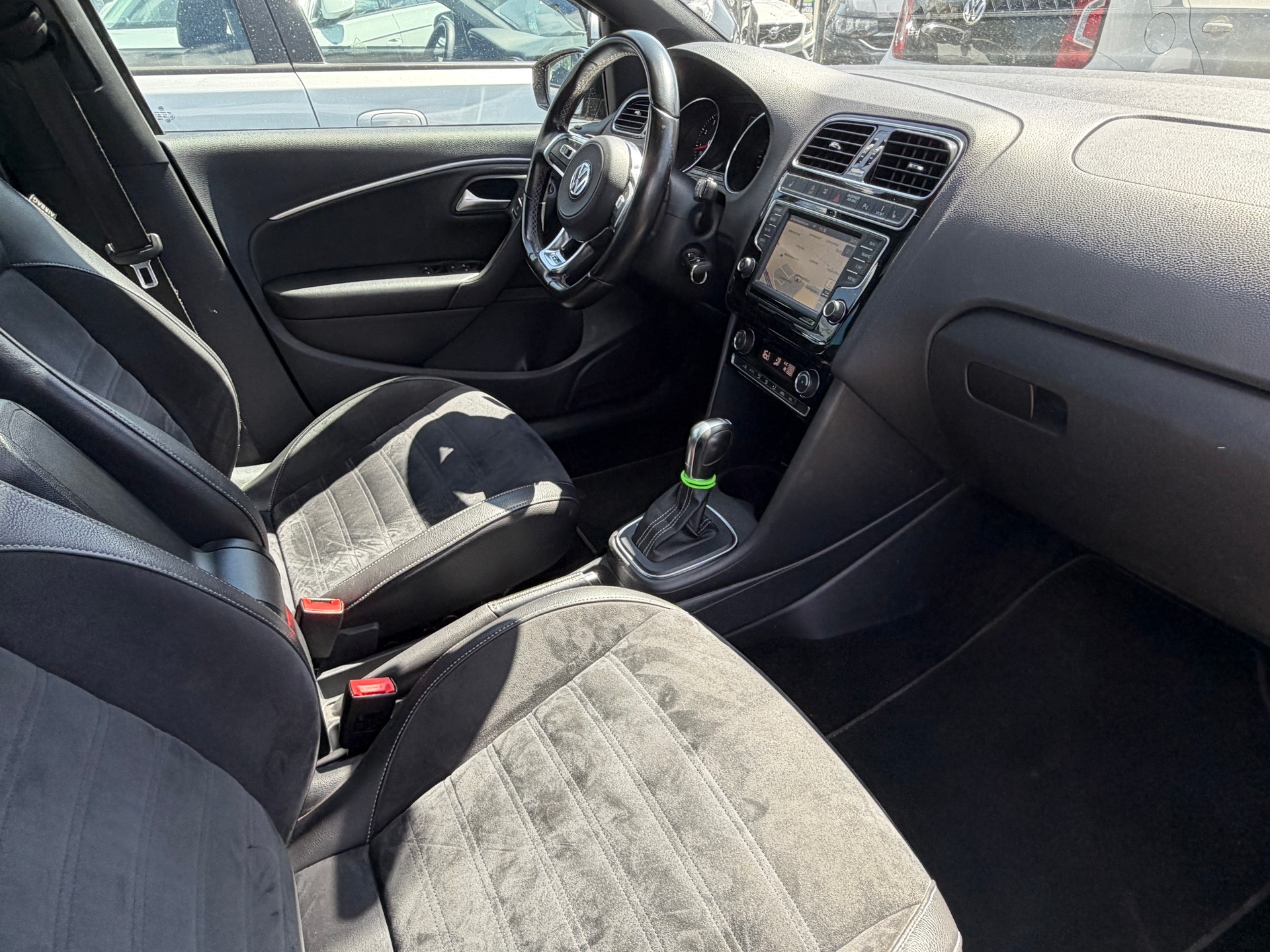 VW Polo 1.2 TSI BMT Sound DSG R-Line-image-10
