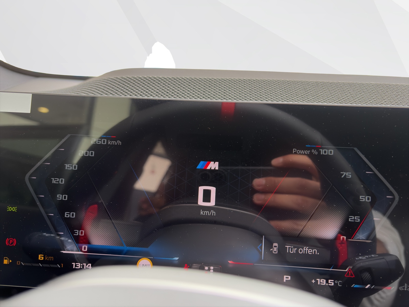 BMW X3 M50 xDrive-image-12