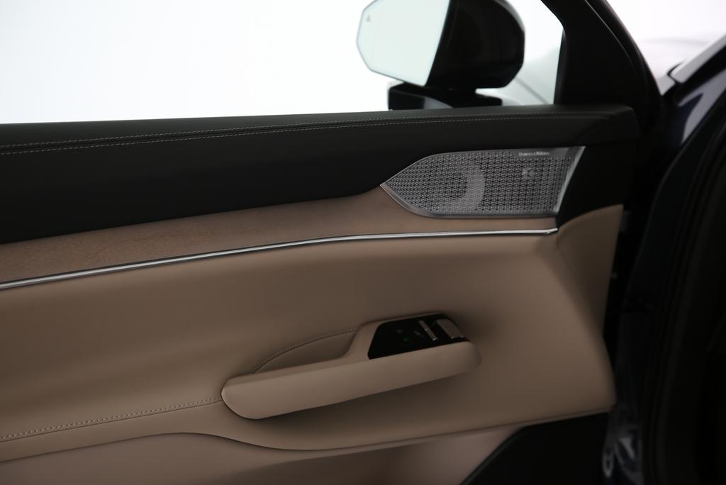 VOLVO EX90 Twin Ultra AWD-image-6