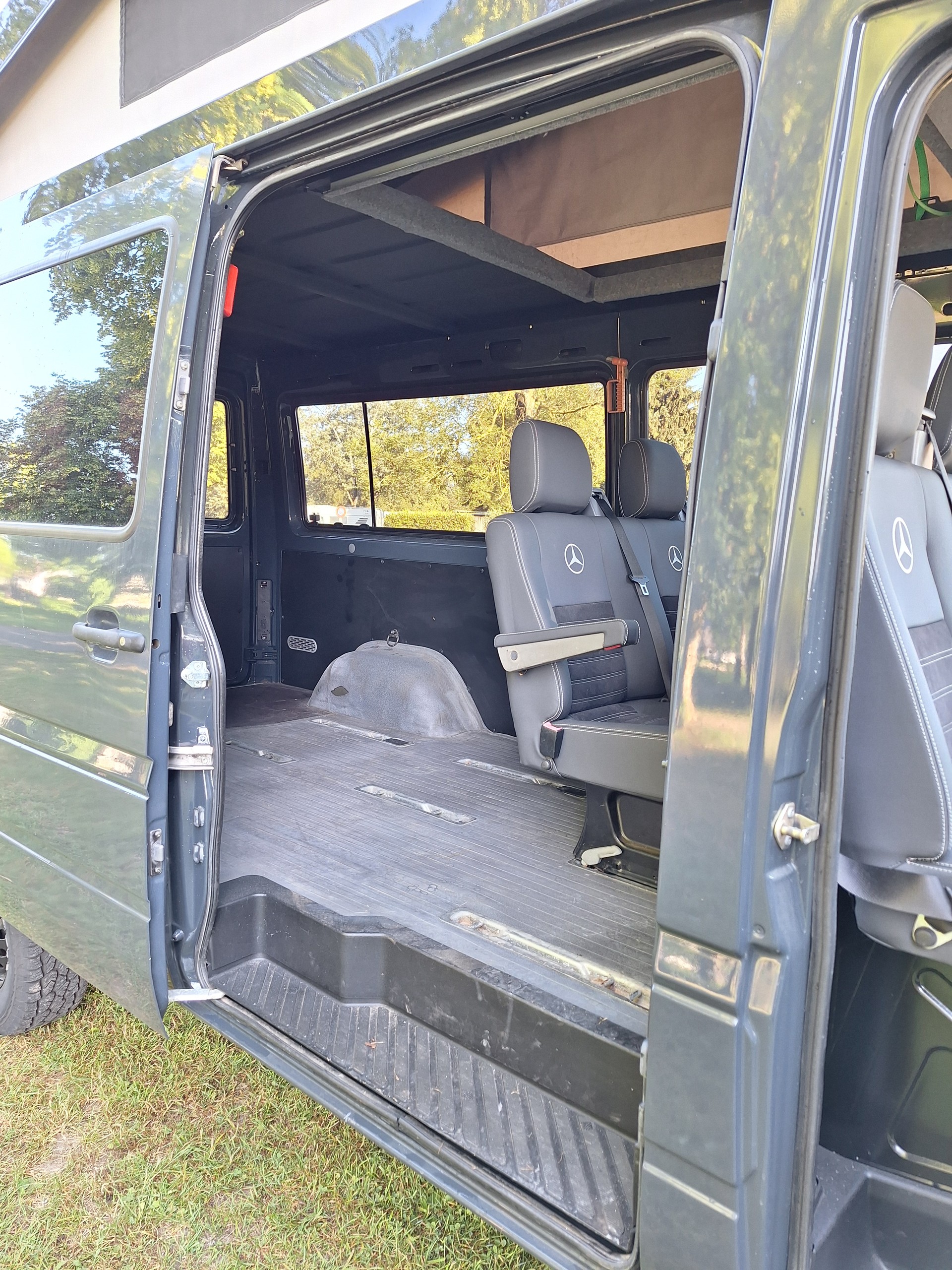 MERCEDES-BENZ 313 CDI 4x4-image-15