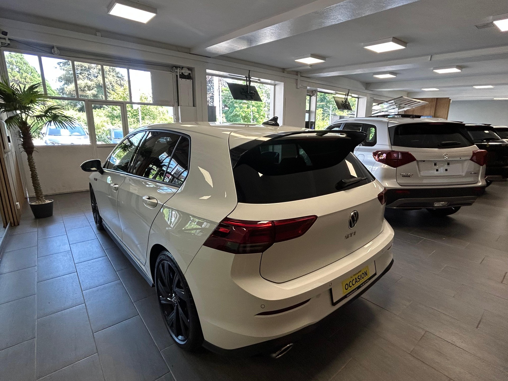 VW Golf VIII 2.0 TSI GTI Clubsport DSG-image-4
