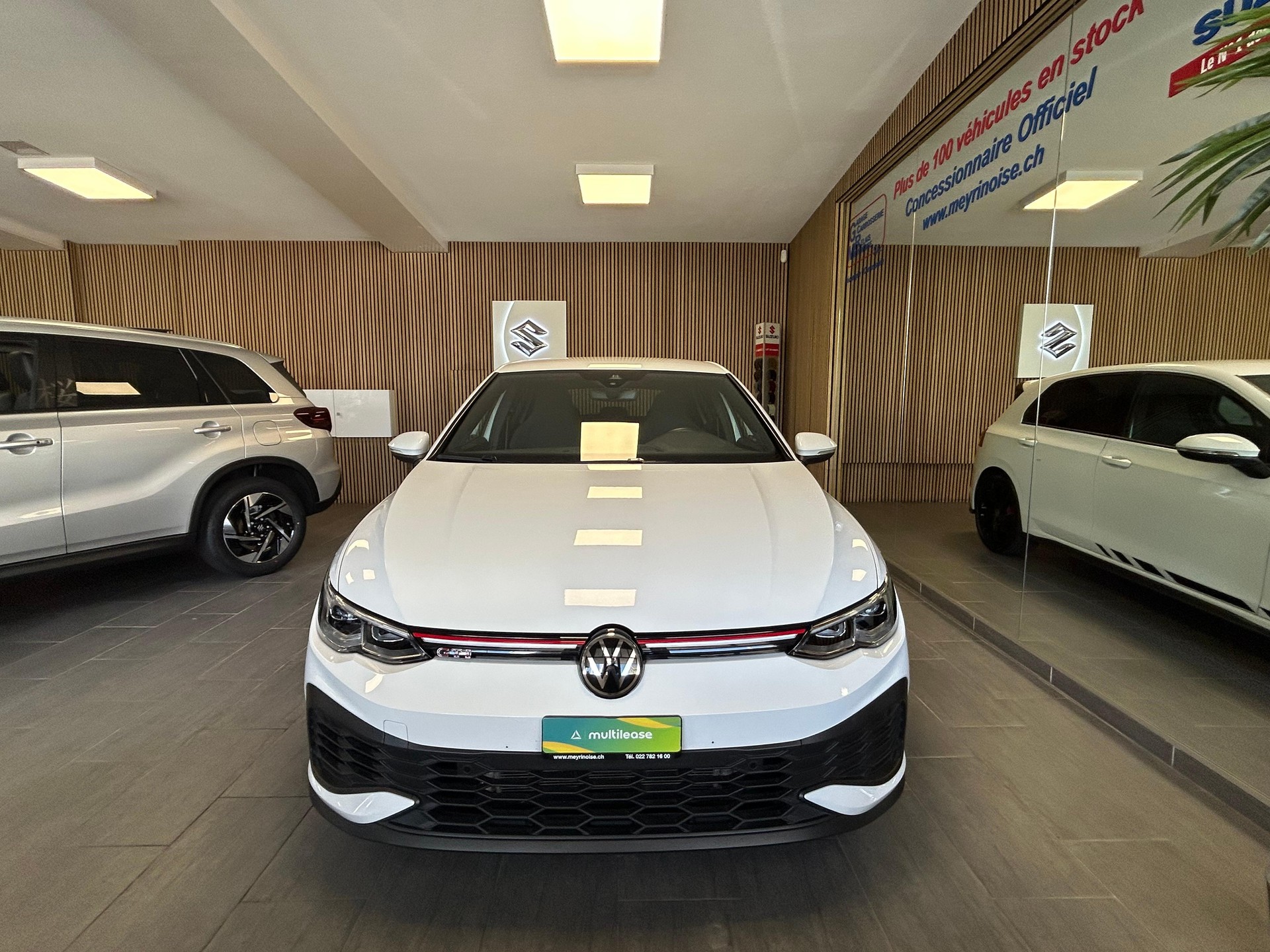 VW Golf VIII 2.0 TSI GTI Clubsport DSG-image-2