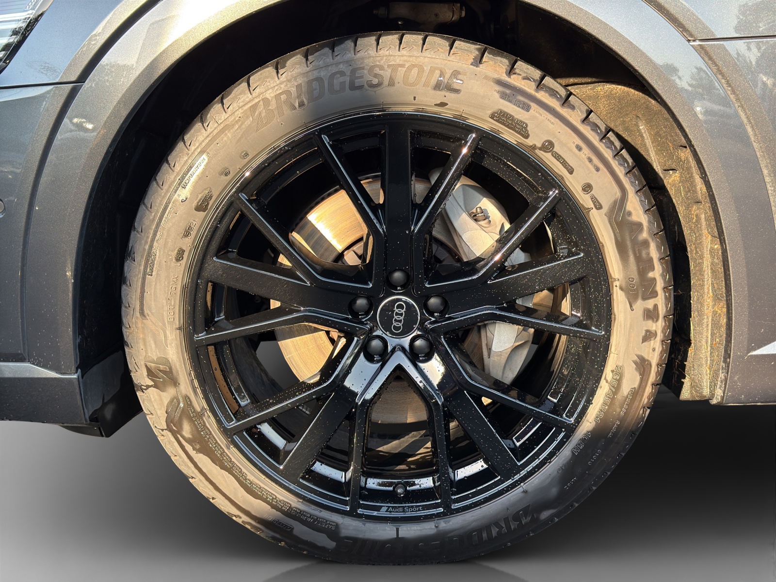 AUDI e-tron 55 Sportback S Line Black Edition quattro-image-14