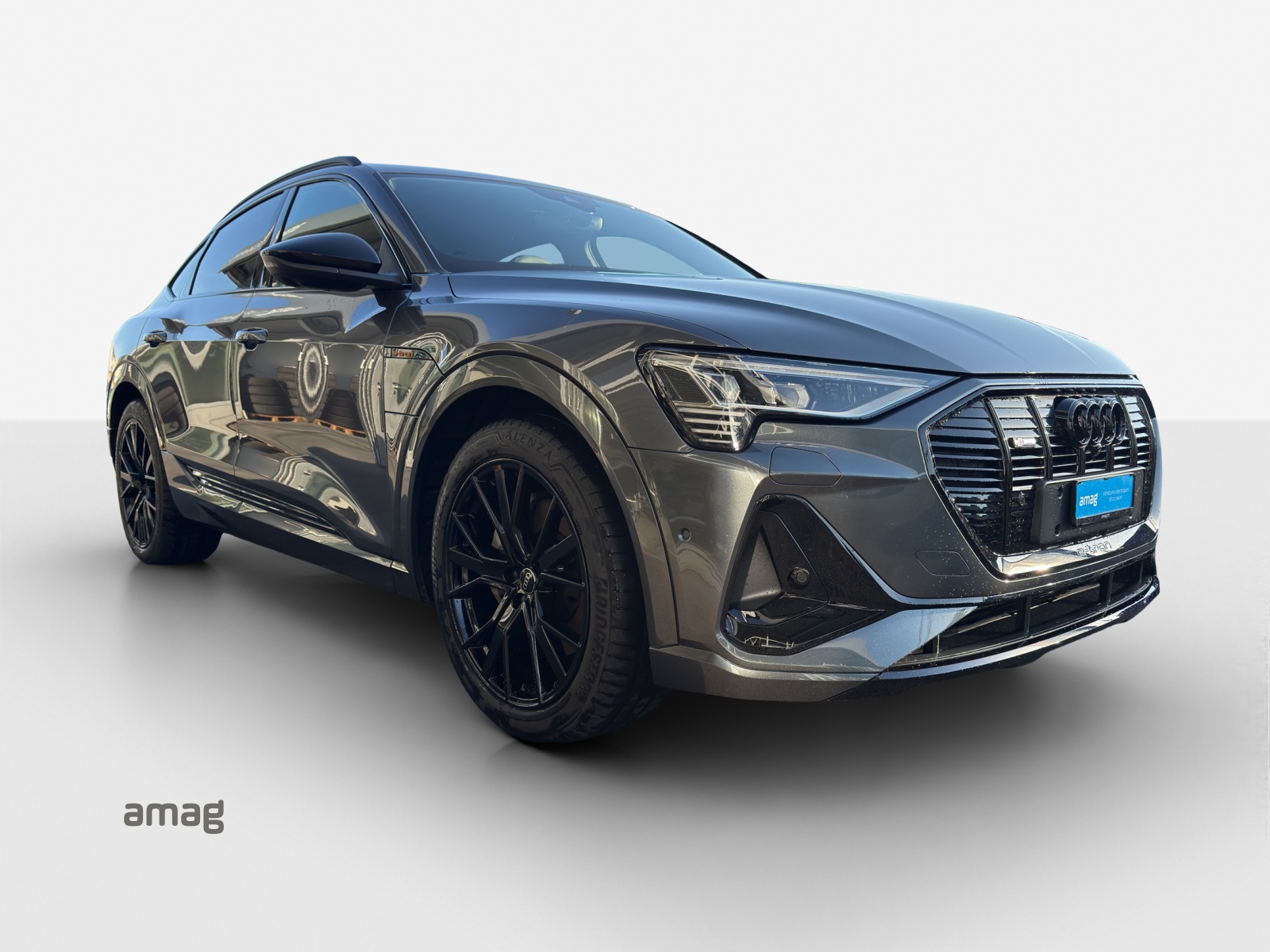 AUDI e-tron 55 Sportback S Line Black Edition quattro-image-6