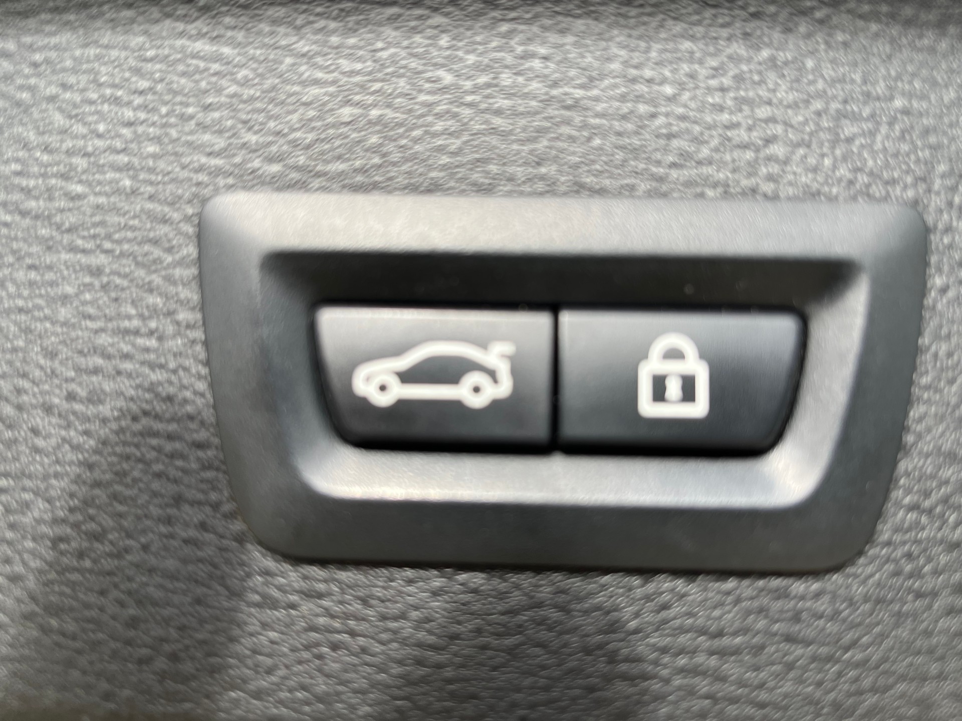 BMW X1 xDrive 20d Steptronic-image-11
