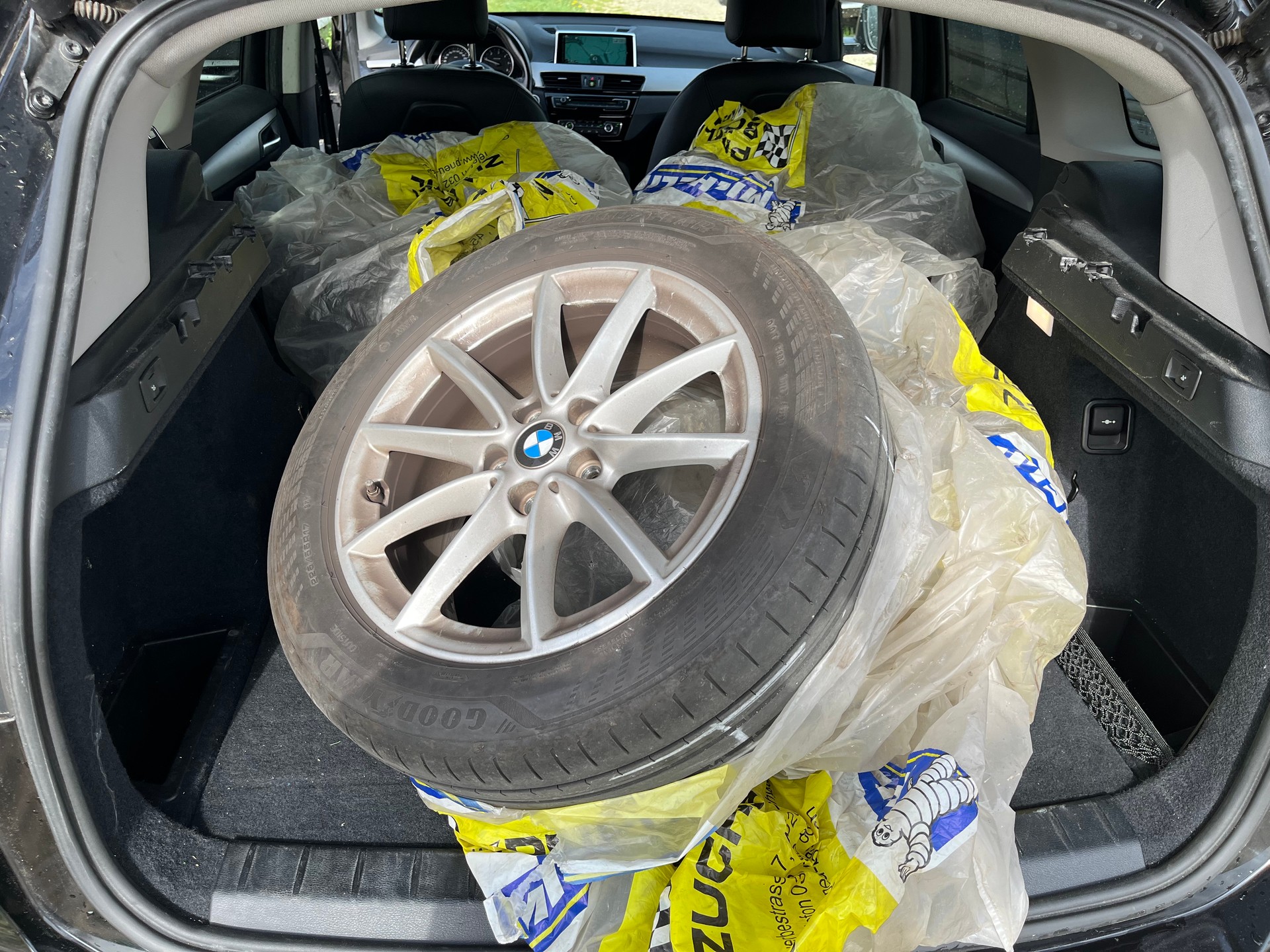 BMW X1 xDrive 20d Steptronic-image-10