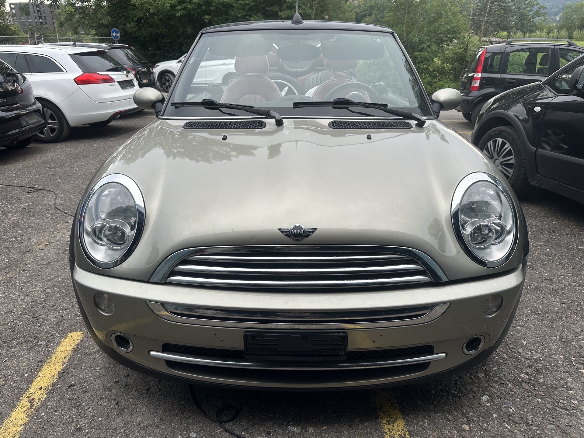 MINI Cooper Cabriolet-image-0