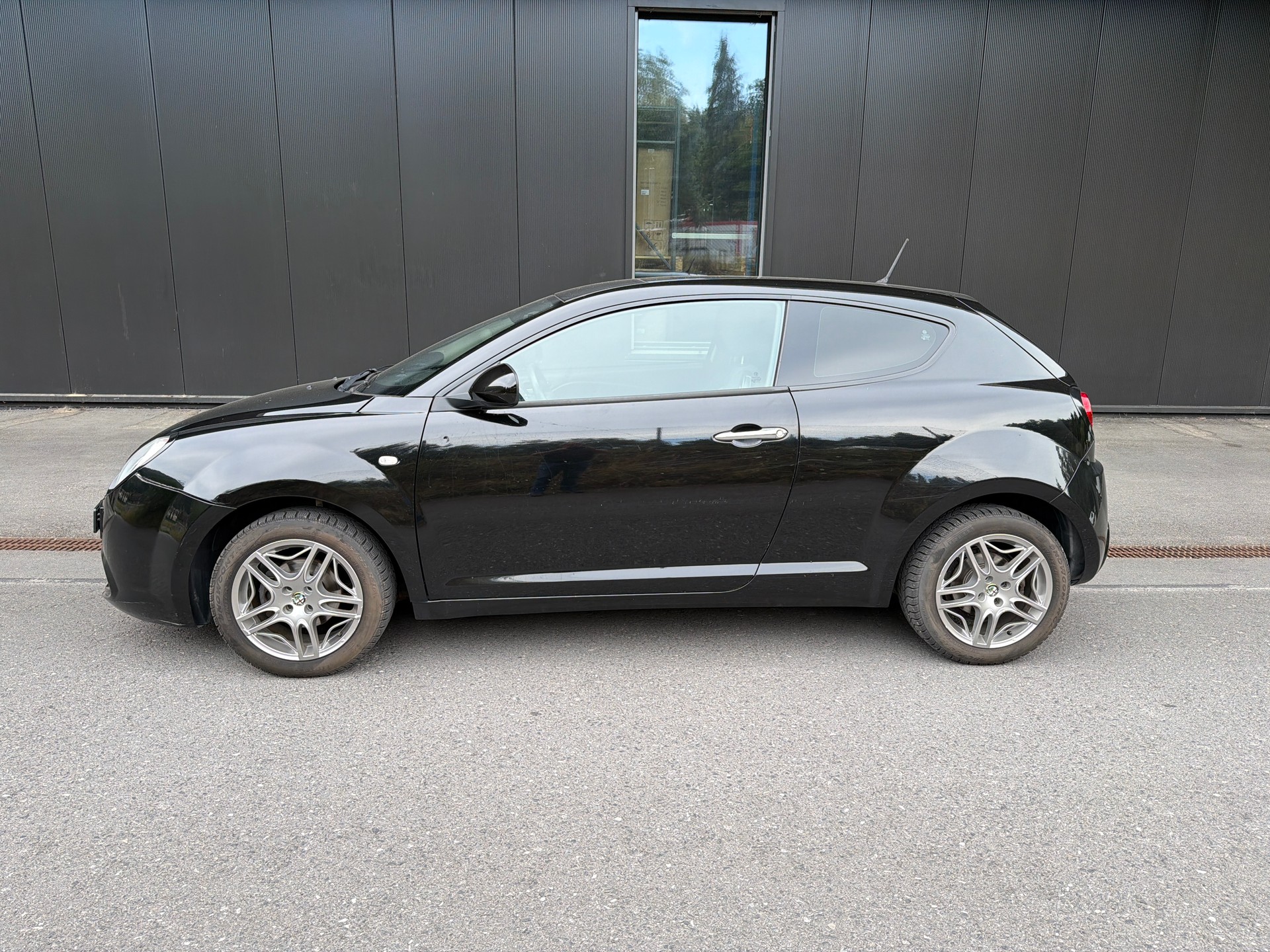 ALFA ROMEO MiTo 1.4 Junior-image-1
