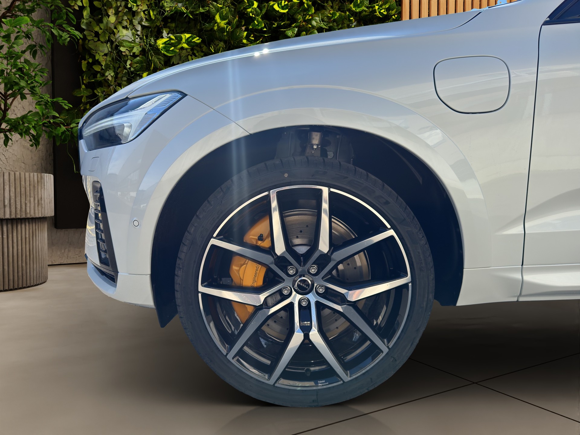 VOLVO XC60 2.0 T8 TE Polestar eAWD-image-9