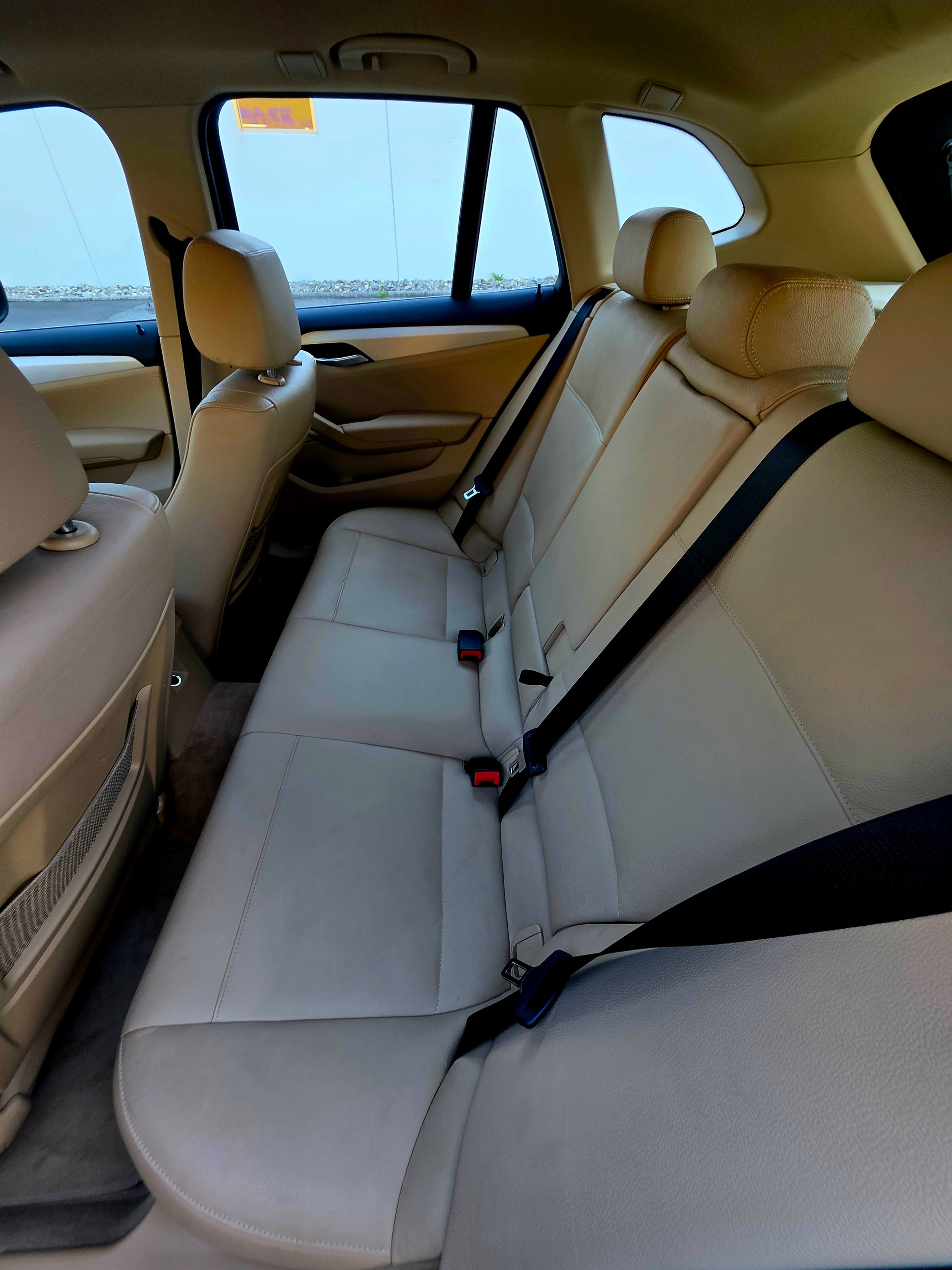 BMW X1 xDrive 25i Steptronic-image-7
