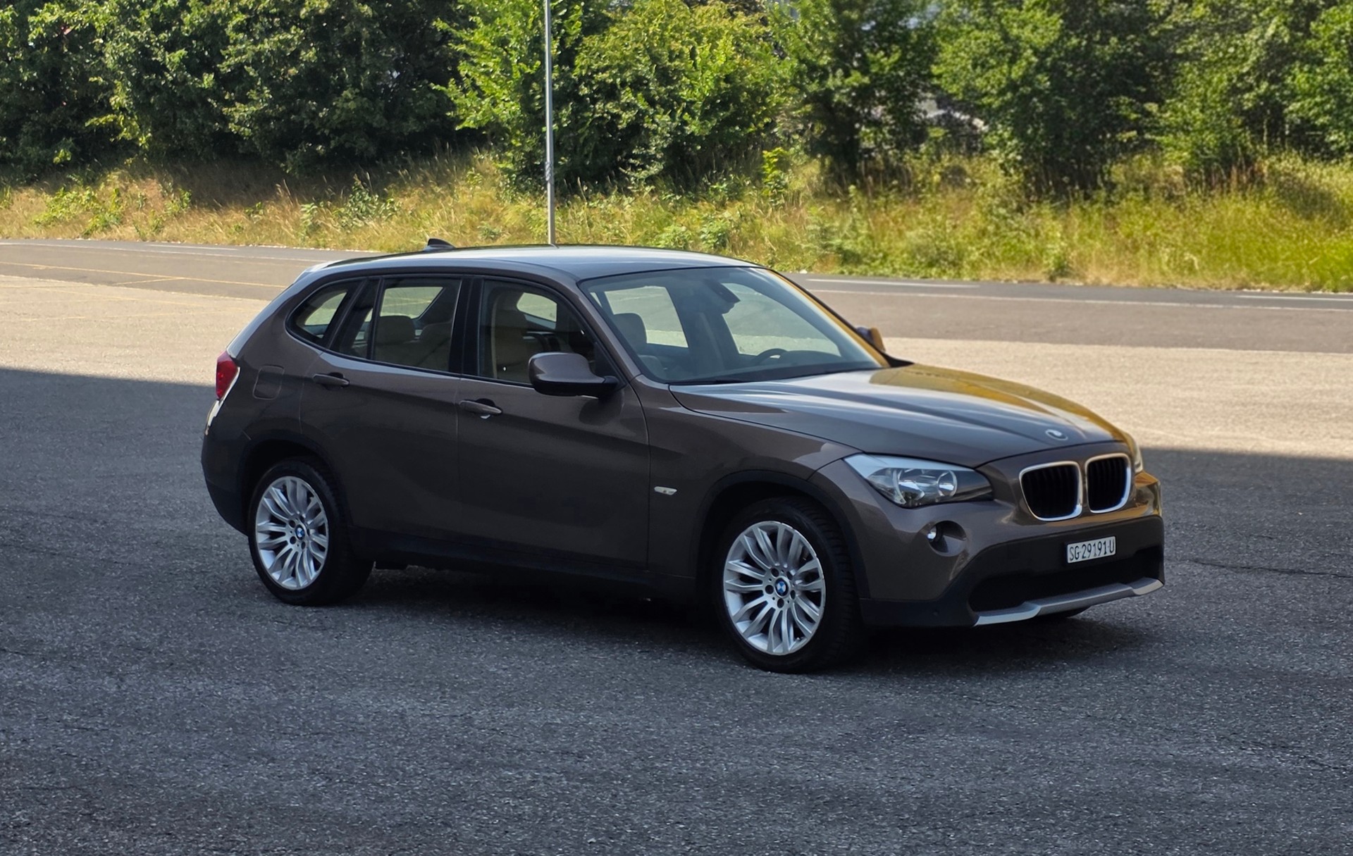 BMW X1 xDrive 25i Steptronic-image-1