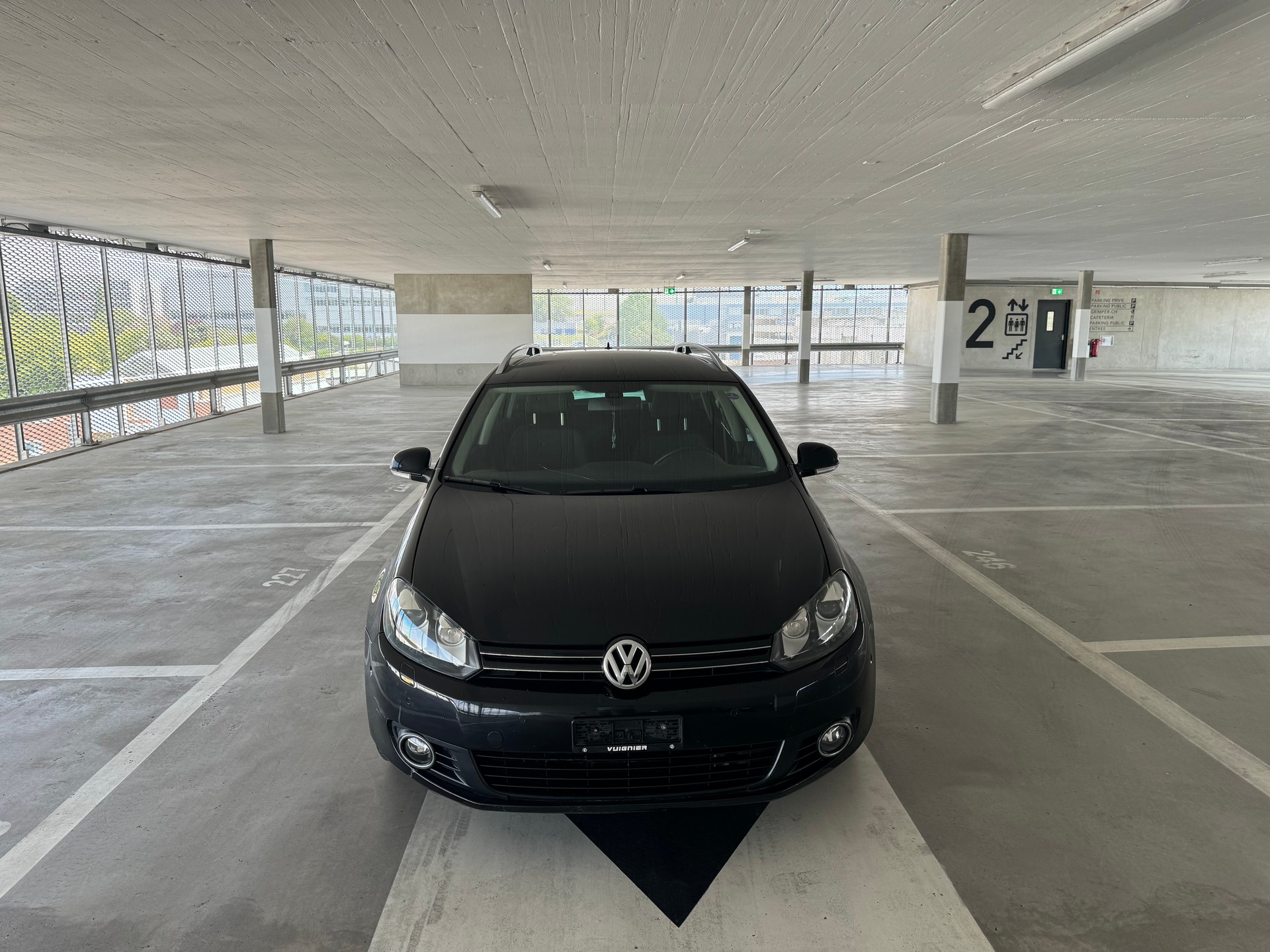 VW Golf Variant 1.4 TSI Team DSG-image-1