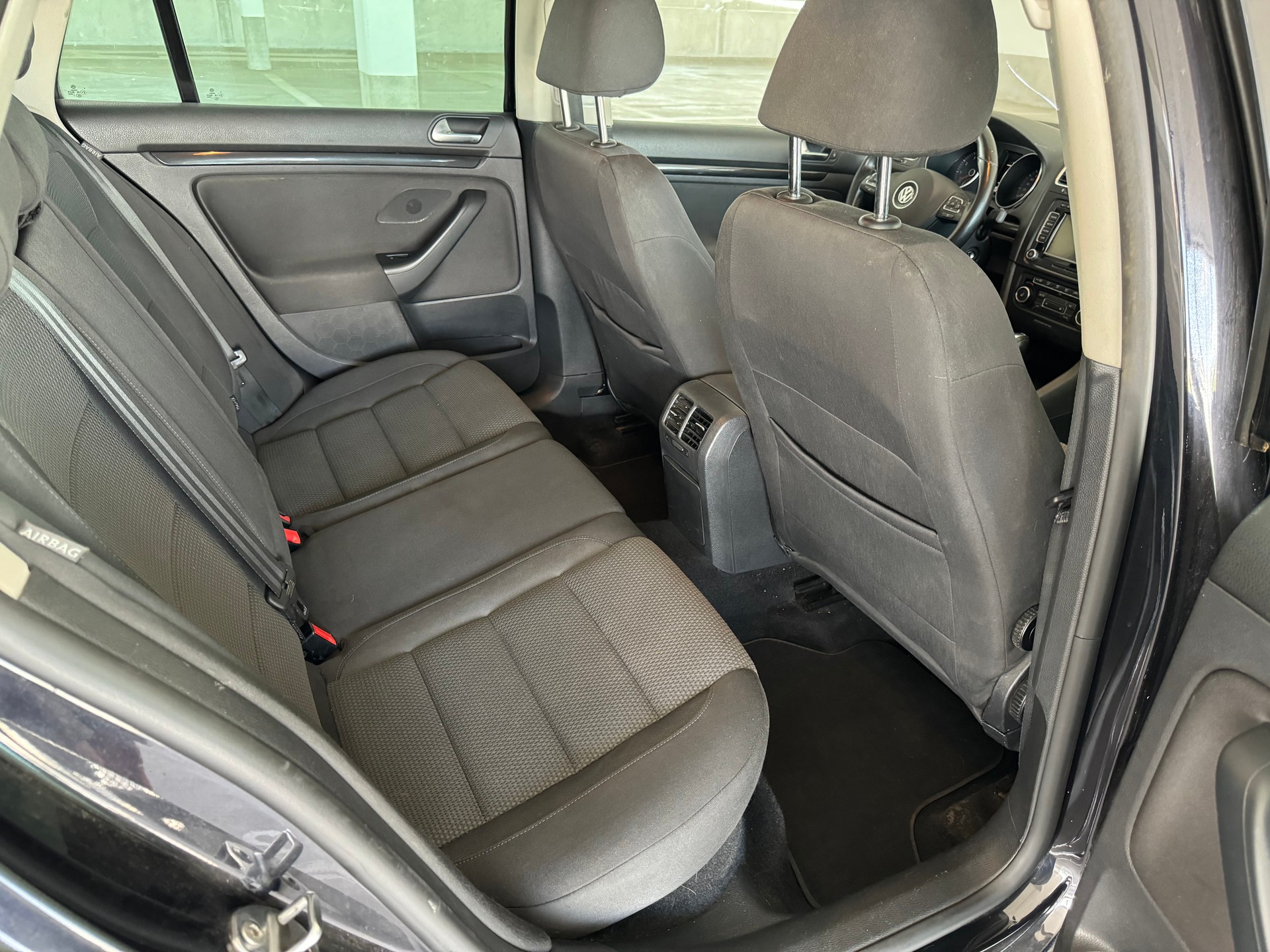 VW Golf Variant 1.4 TSI Team DSG-image-12