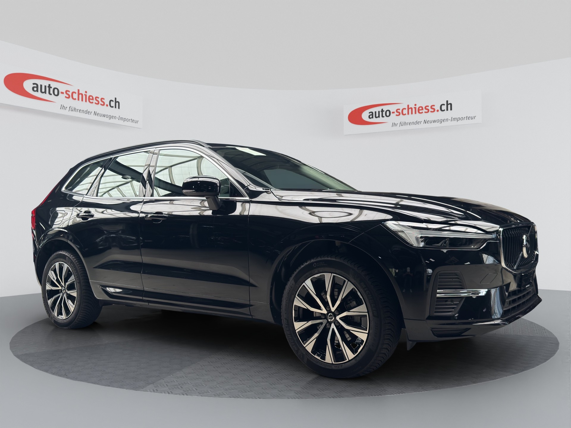 VOLVO XC60 B5 Benzin Mild Hybrid AWD Core Geartronic-image-0