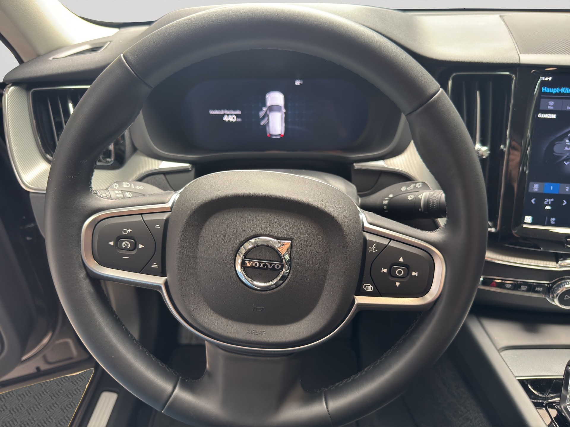 VOLVO XC60 B5 Benzin Mild Hybrid AWD Core Geartronic-image-10