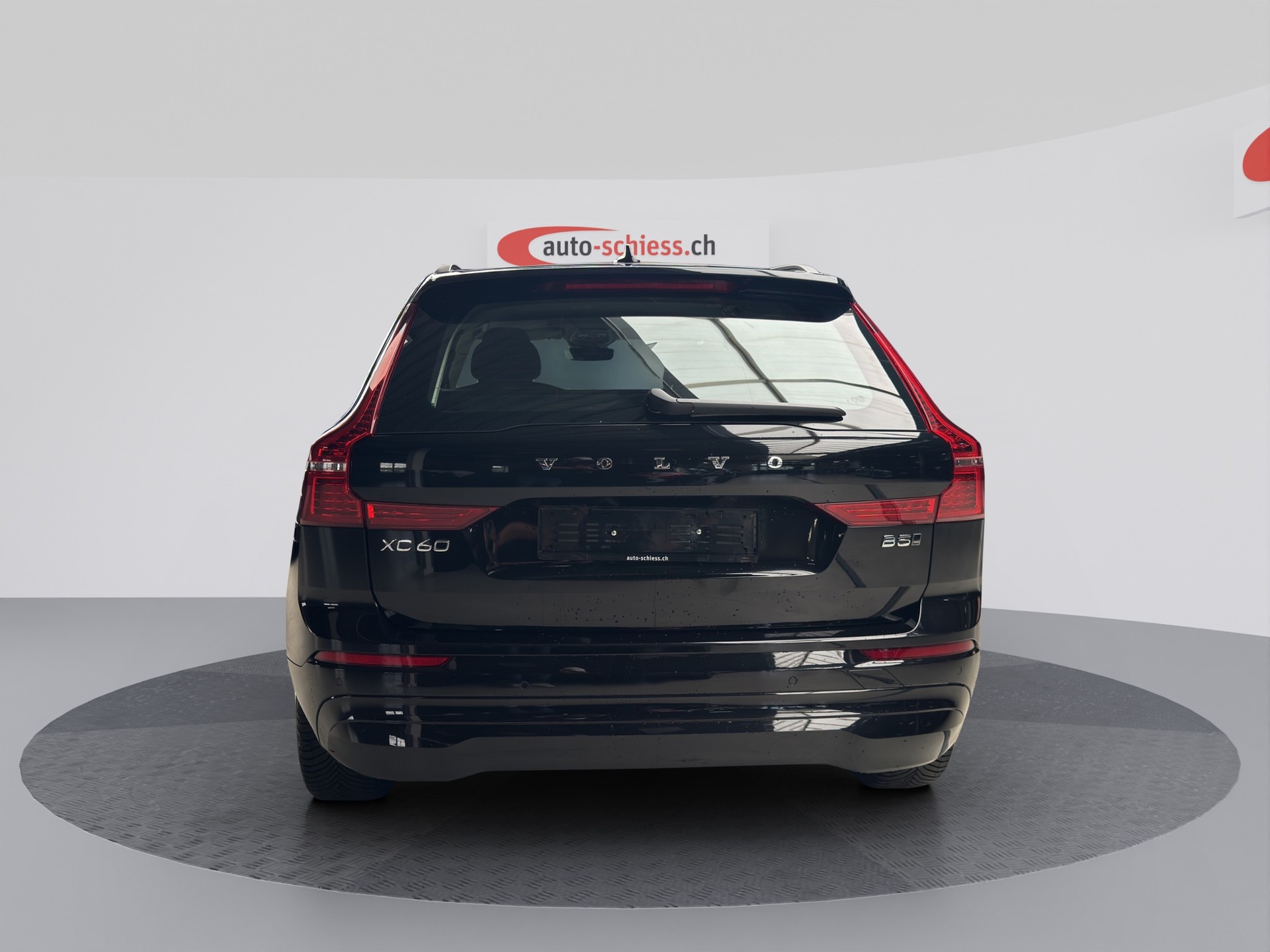VOLVO XC60 B5 Benzin Mild Hybrid AWD Core Geartronic-image-3