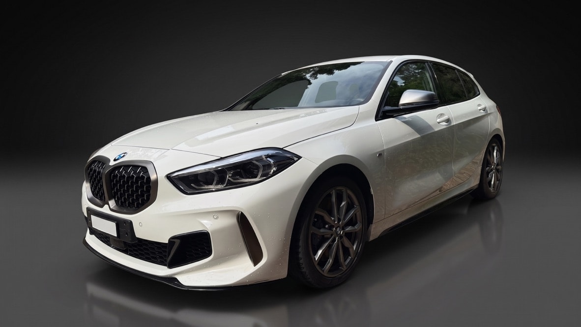 BMW M135i xDrive-image-0