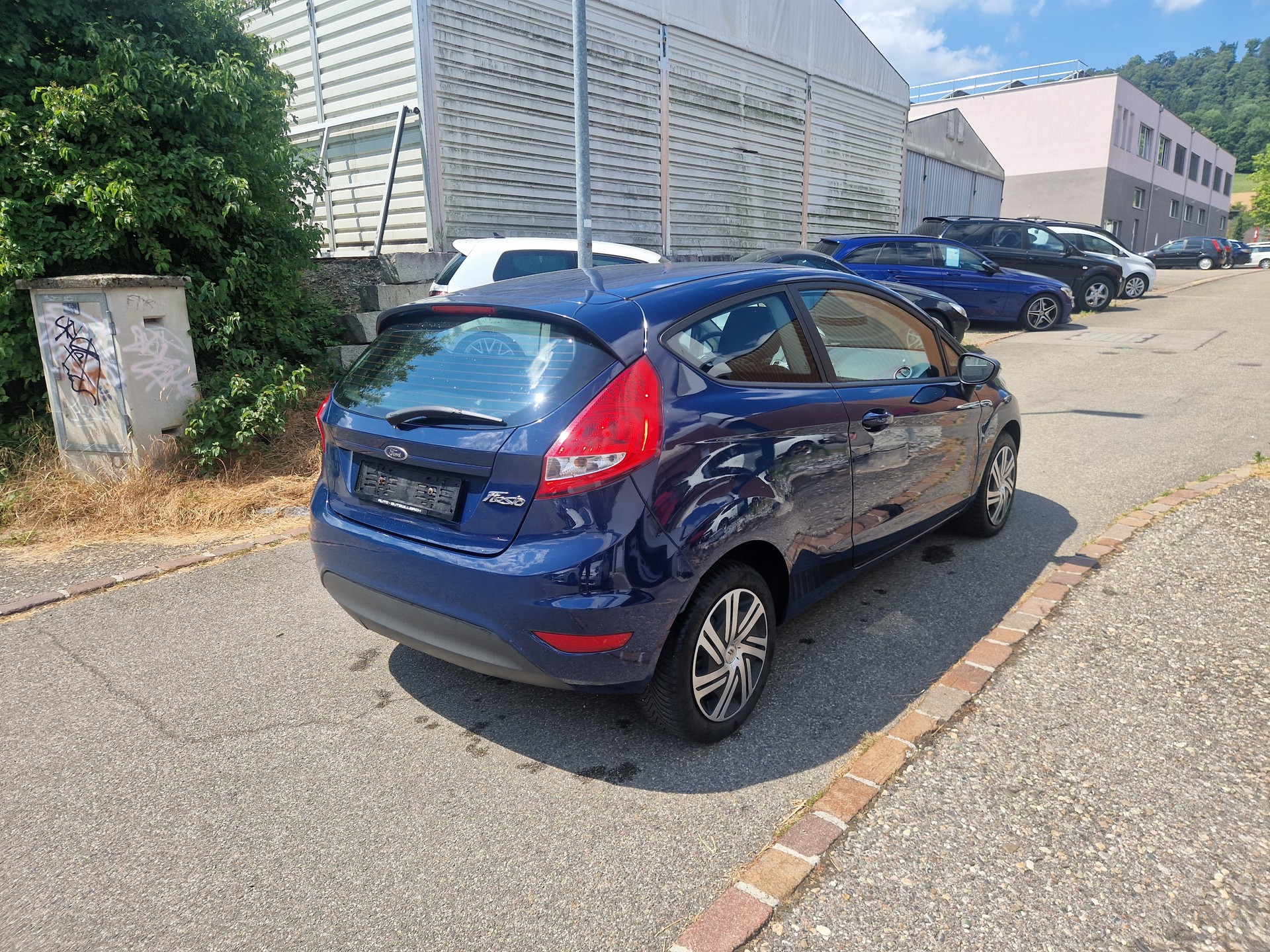 FORD Fiesta 1.25 16V Ambiente-image-2