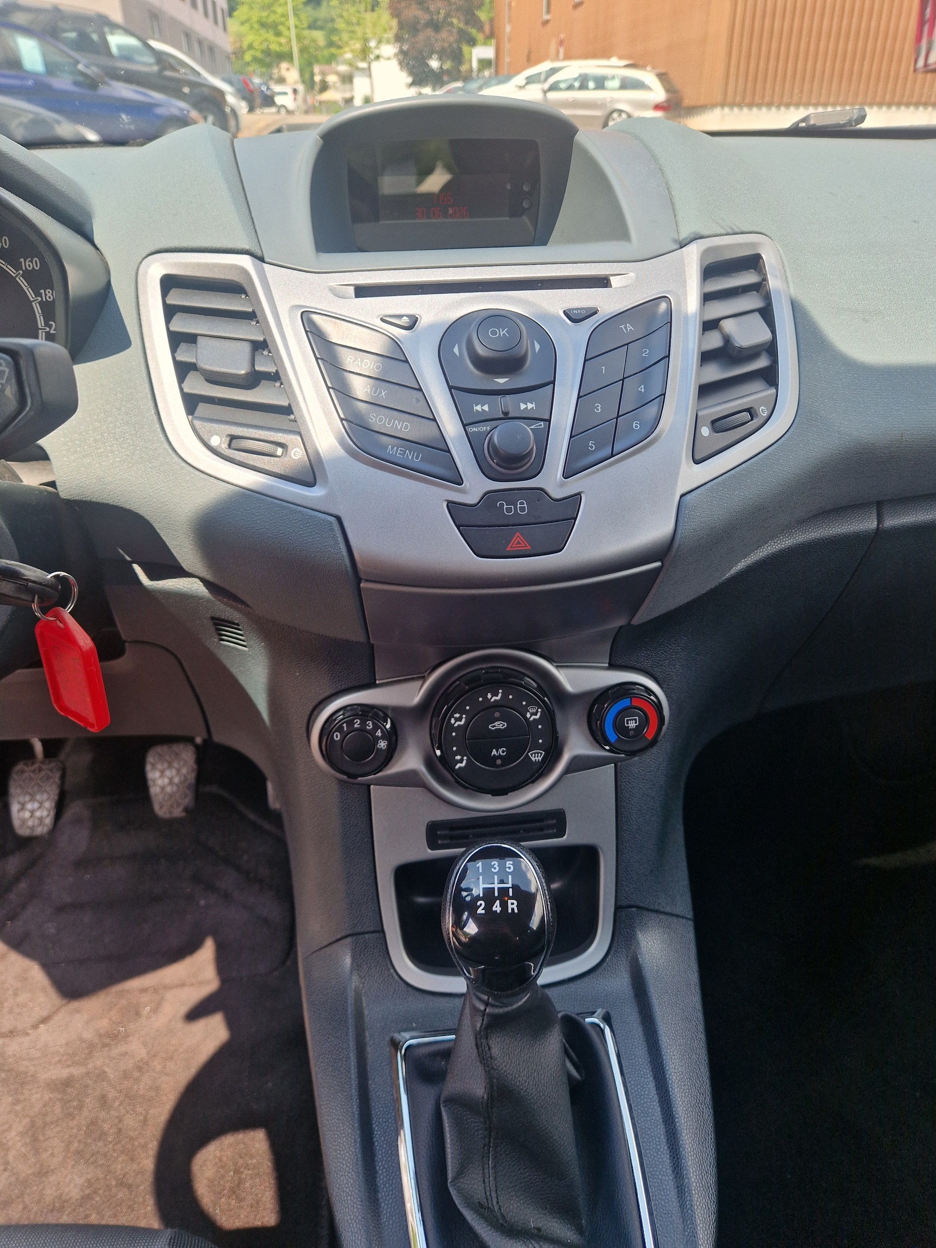 FORD Fiesta 1.25 16V Ambiente-image-5