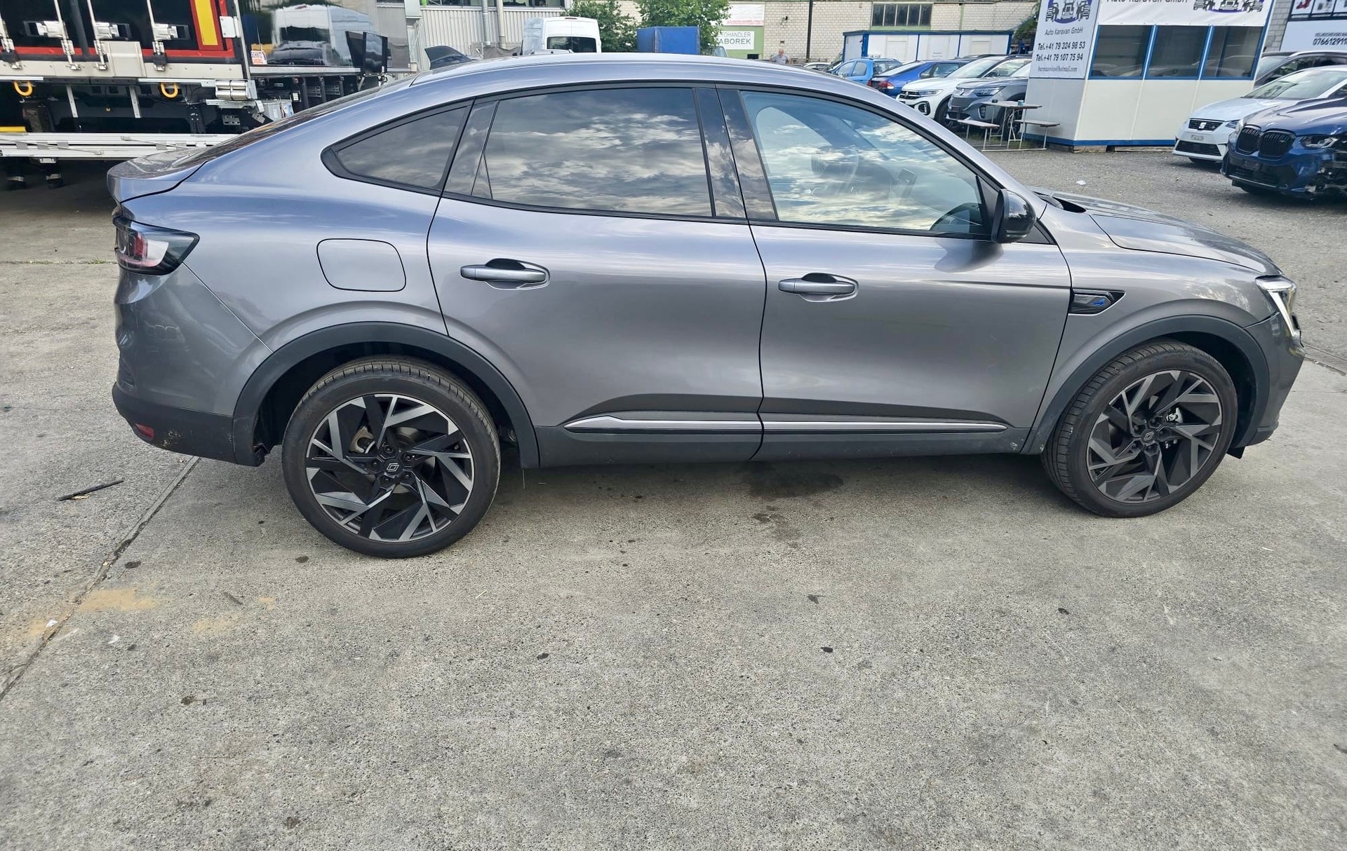 RENAULT Arkana 1.3 TCe Esprit Alpine EDC-image-4
