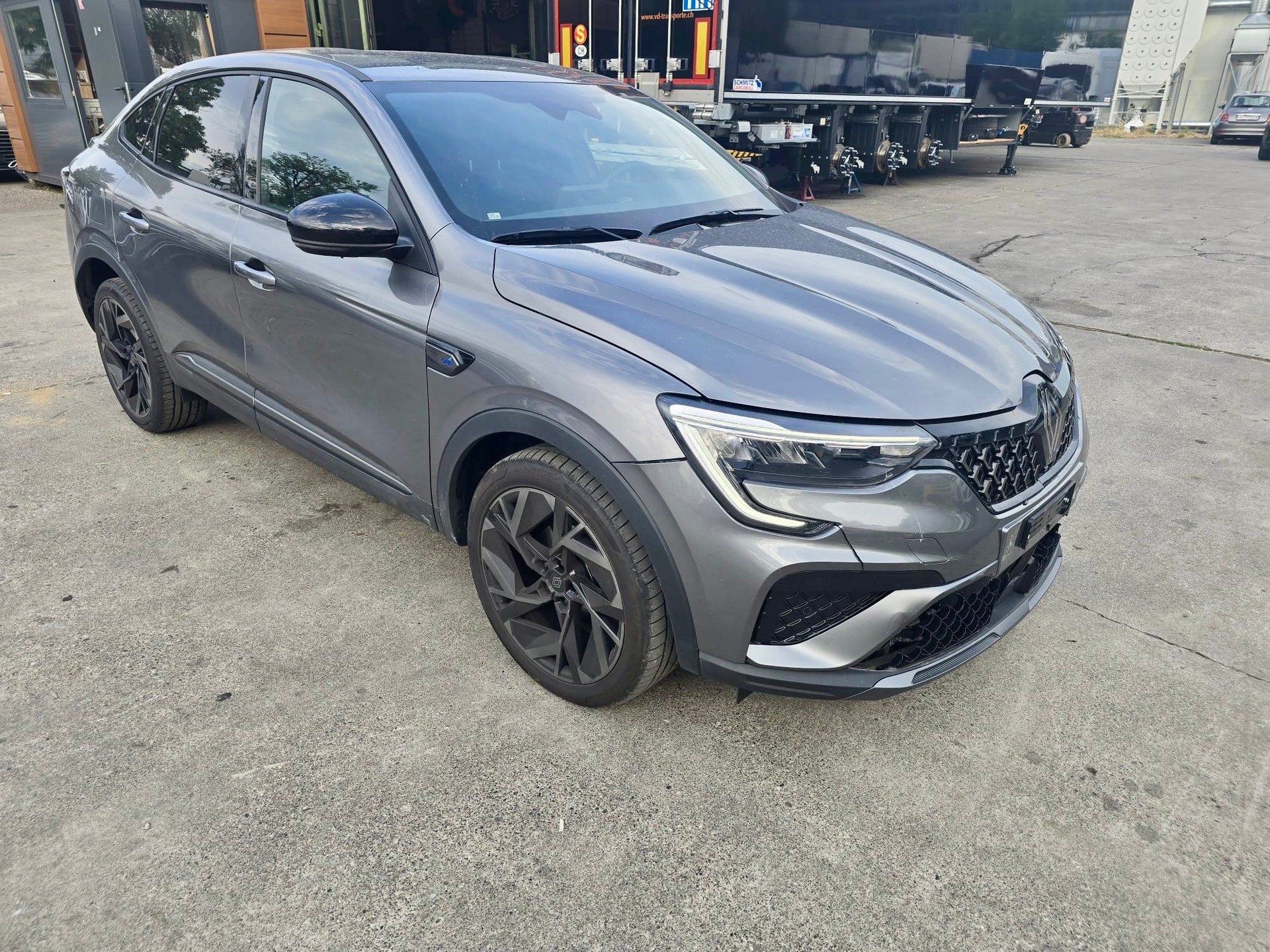 RENAULT Arkana 1.3 TCe Esprit Alpine EDC-image-1