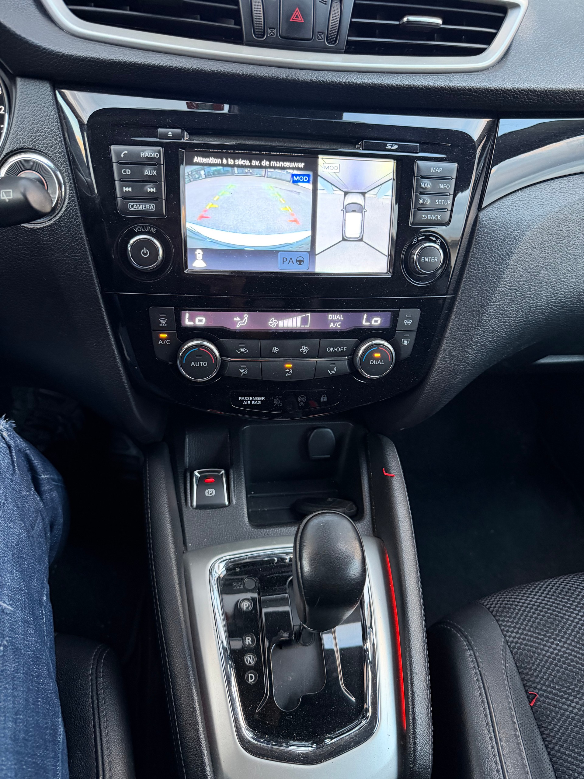 NISSAN Qashqai 1.6 dCi 360° Xtronic CVT-image-11