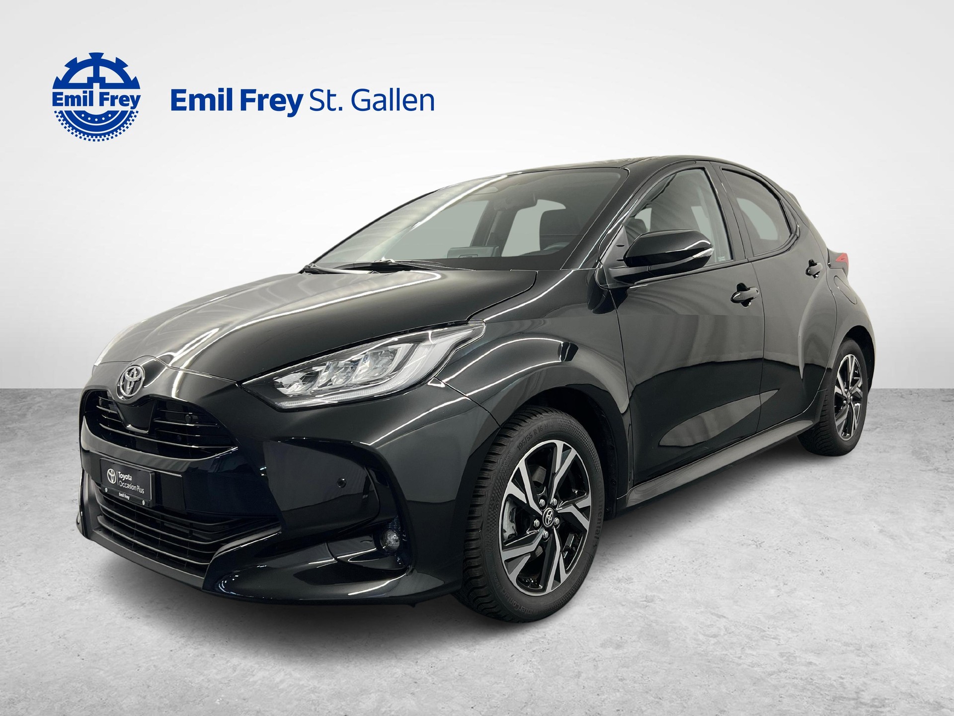 TOYOTA Yaris 1.5 VVT-i HSD Trend-image-0