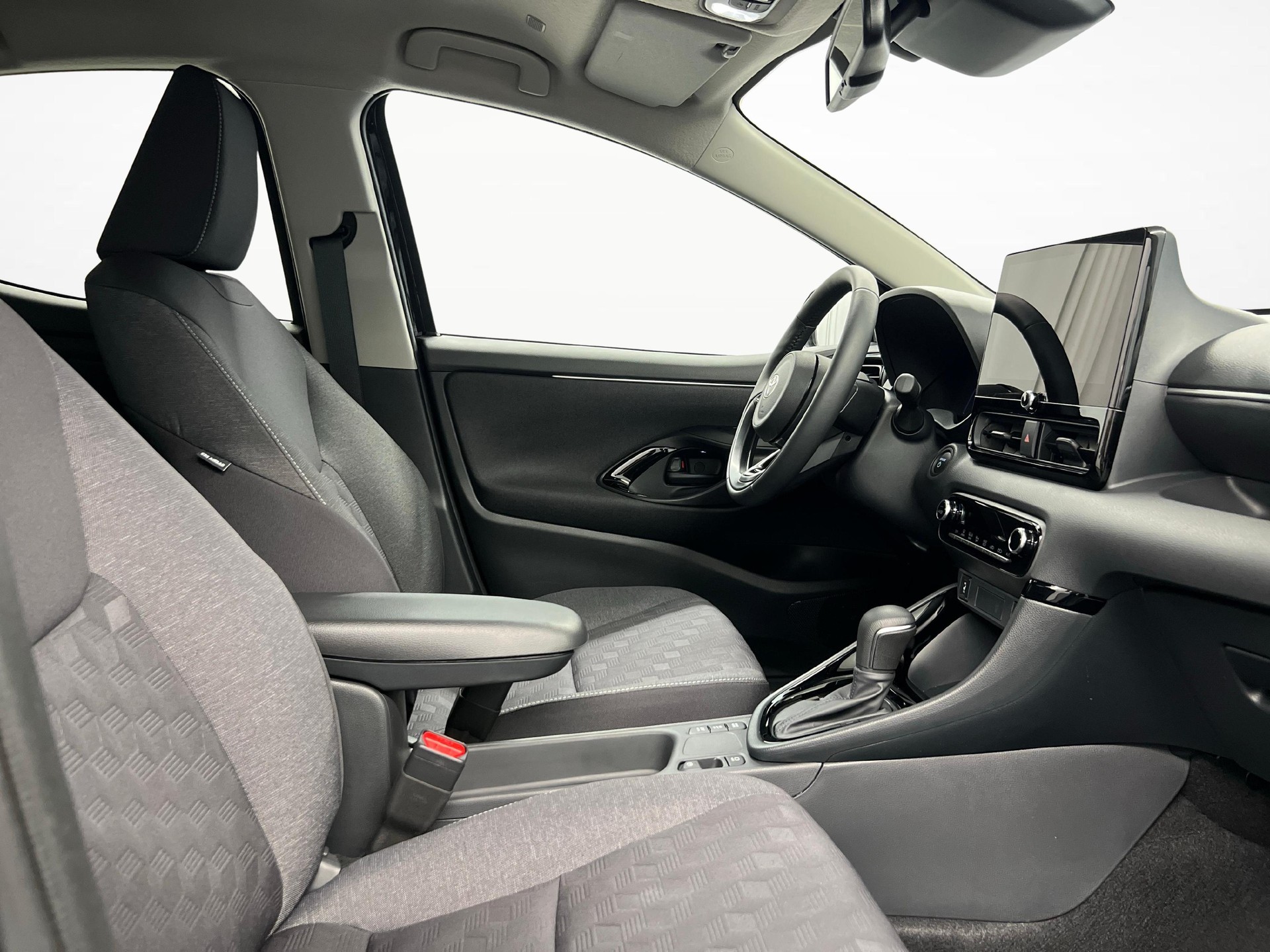 TOYOTA Yaris 1.5 VVT-i HSD Trend-image-6