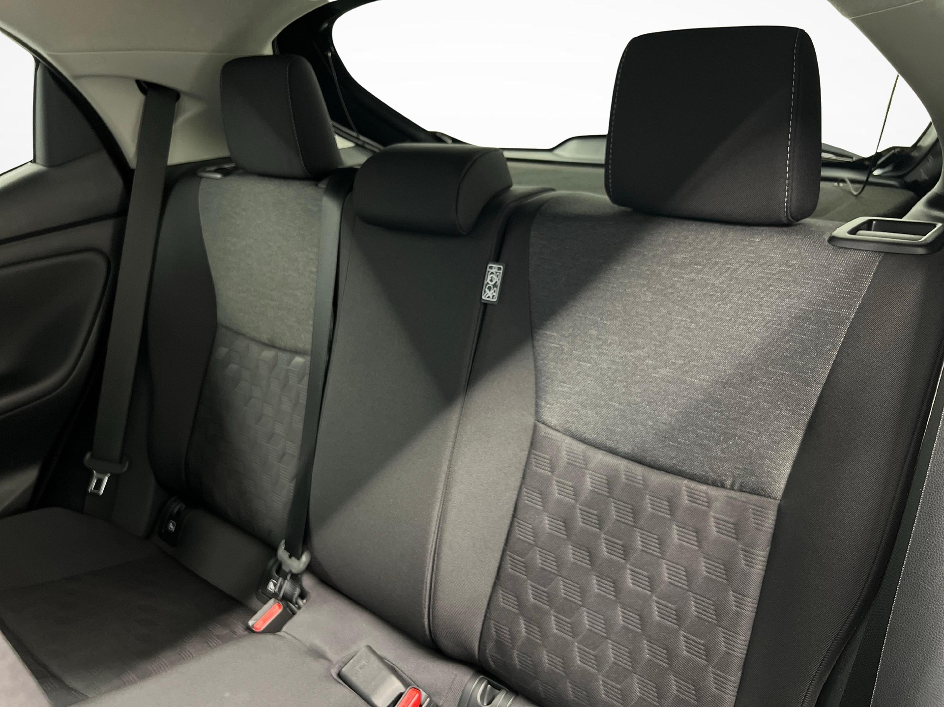 TOYOTA Yaris 1.5 VVT-i HSD Trend-image-7