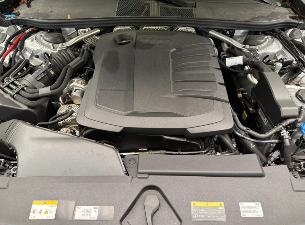 AUDI A6 Avant TDI quattro 150 kW S tronic-image-10