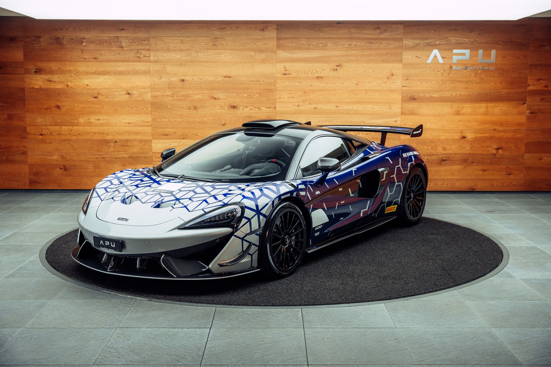 McLAREN 620R MSO Lantana Purple 1/225-image-3