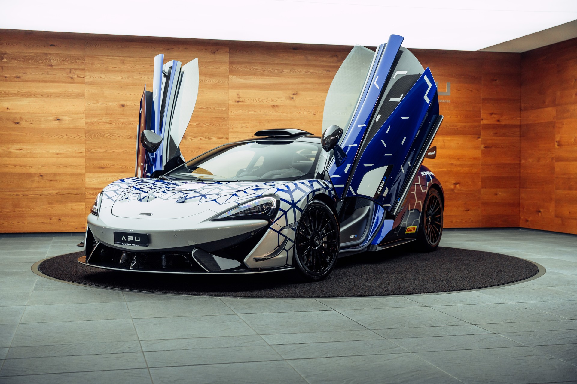 McLAREN 620R MSO Lantana Purple 1/225-image-28