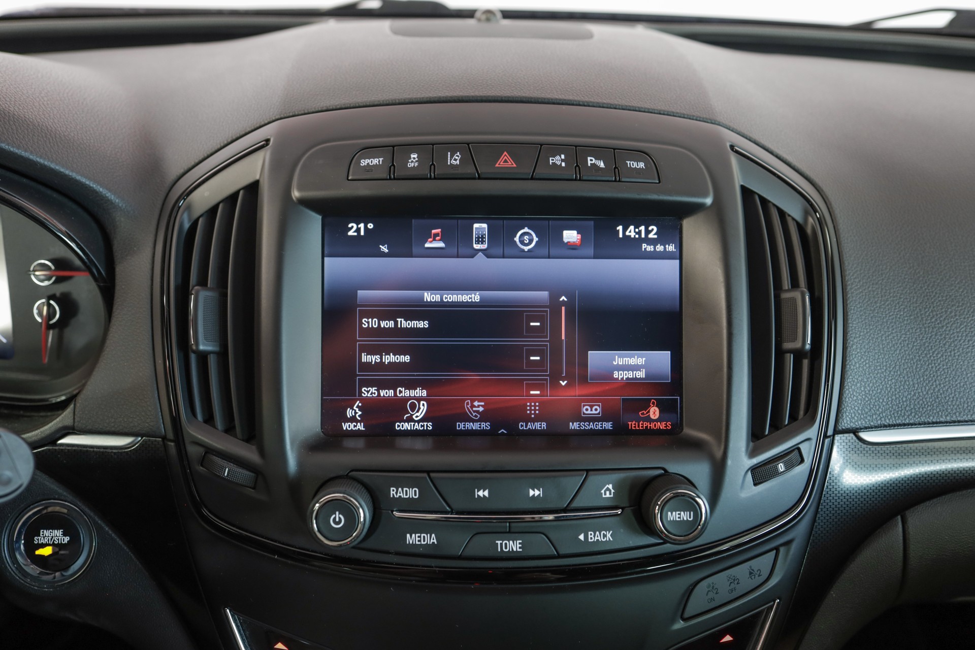 OPEL Insignia Country Tourer 2.0 Turbo 4WD Automatic-image-16
