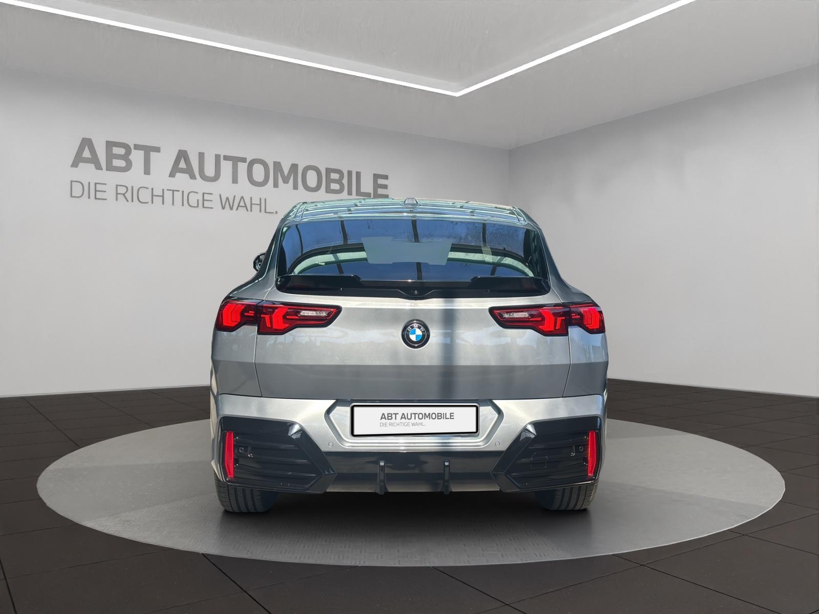 BMW X2 20i sDrive paddles-image-4