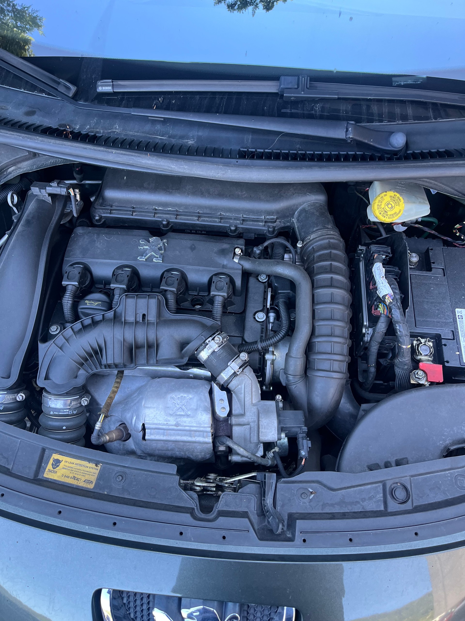 PEUGEOT 207 1.6 16V Turbo XSI-image-6