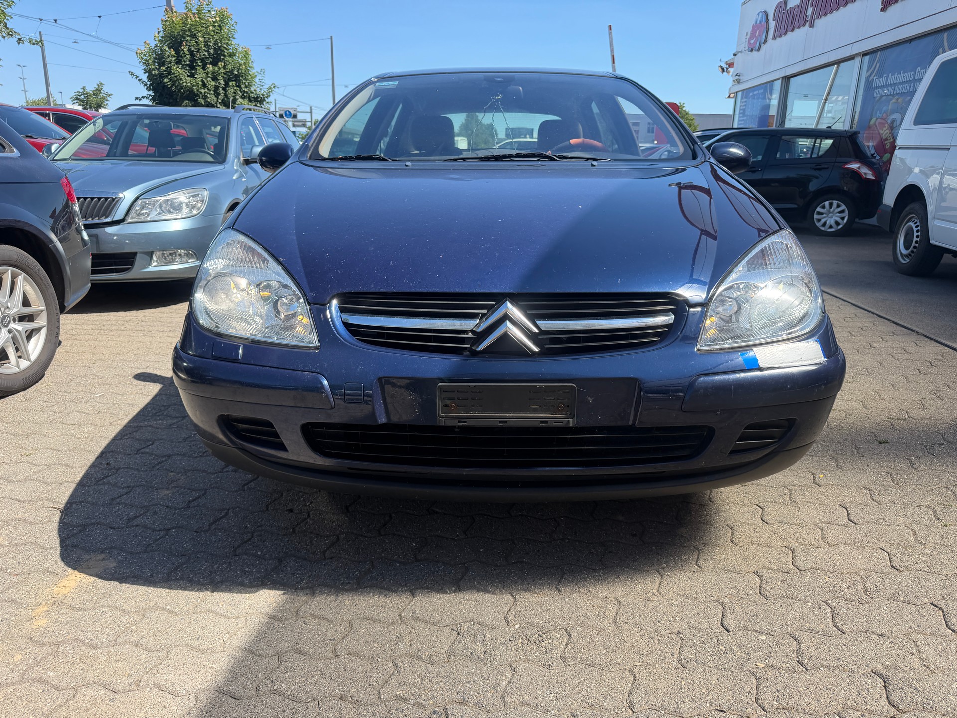 CITROEN C5 Berline 2.0i 16V Exclusive Automatic-image-2