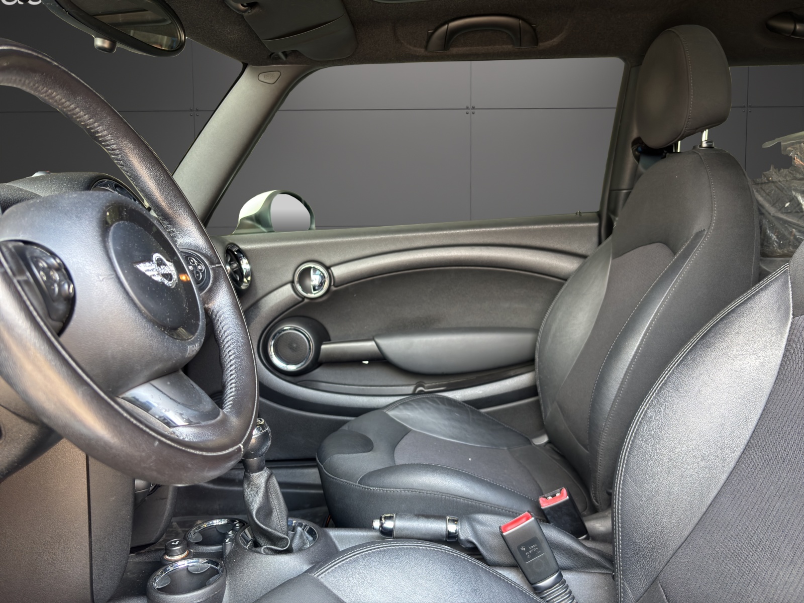 MINI Cooper-image-2
