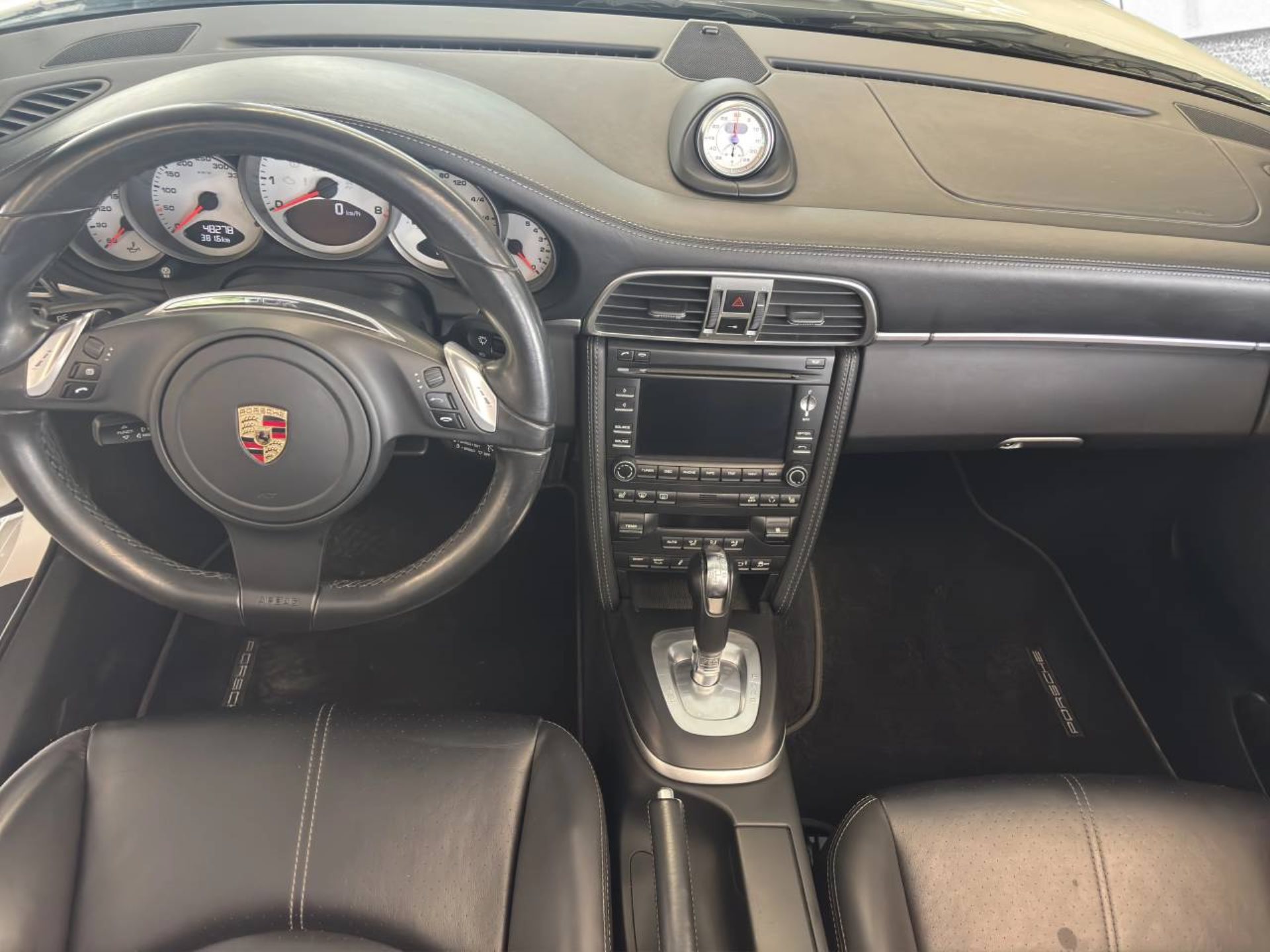 PORSCHE 911 Carrera 4S Cabriolet-image-20