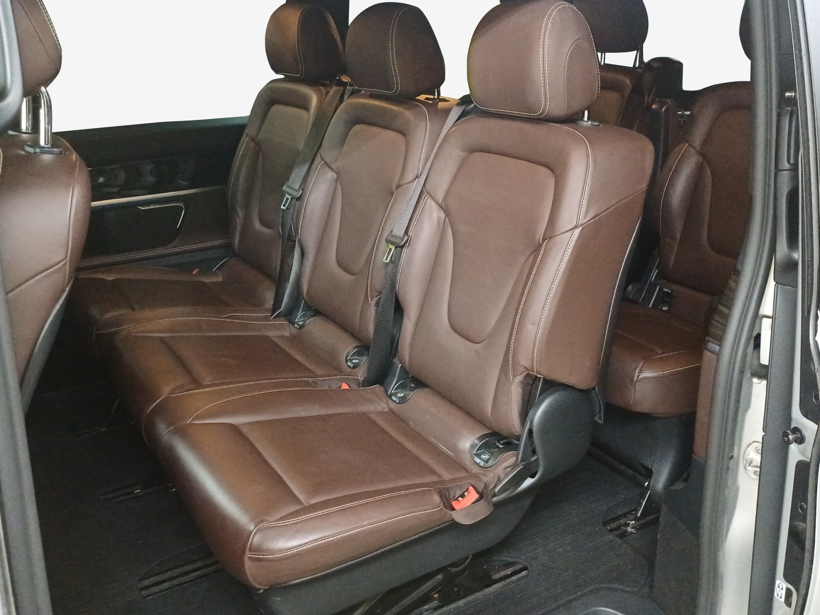 MERCEDES-BENZ V 250 d Swiss Edition kompakt 4Matic 7G-Tronic-image-11