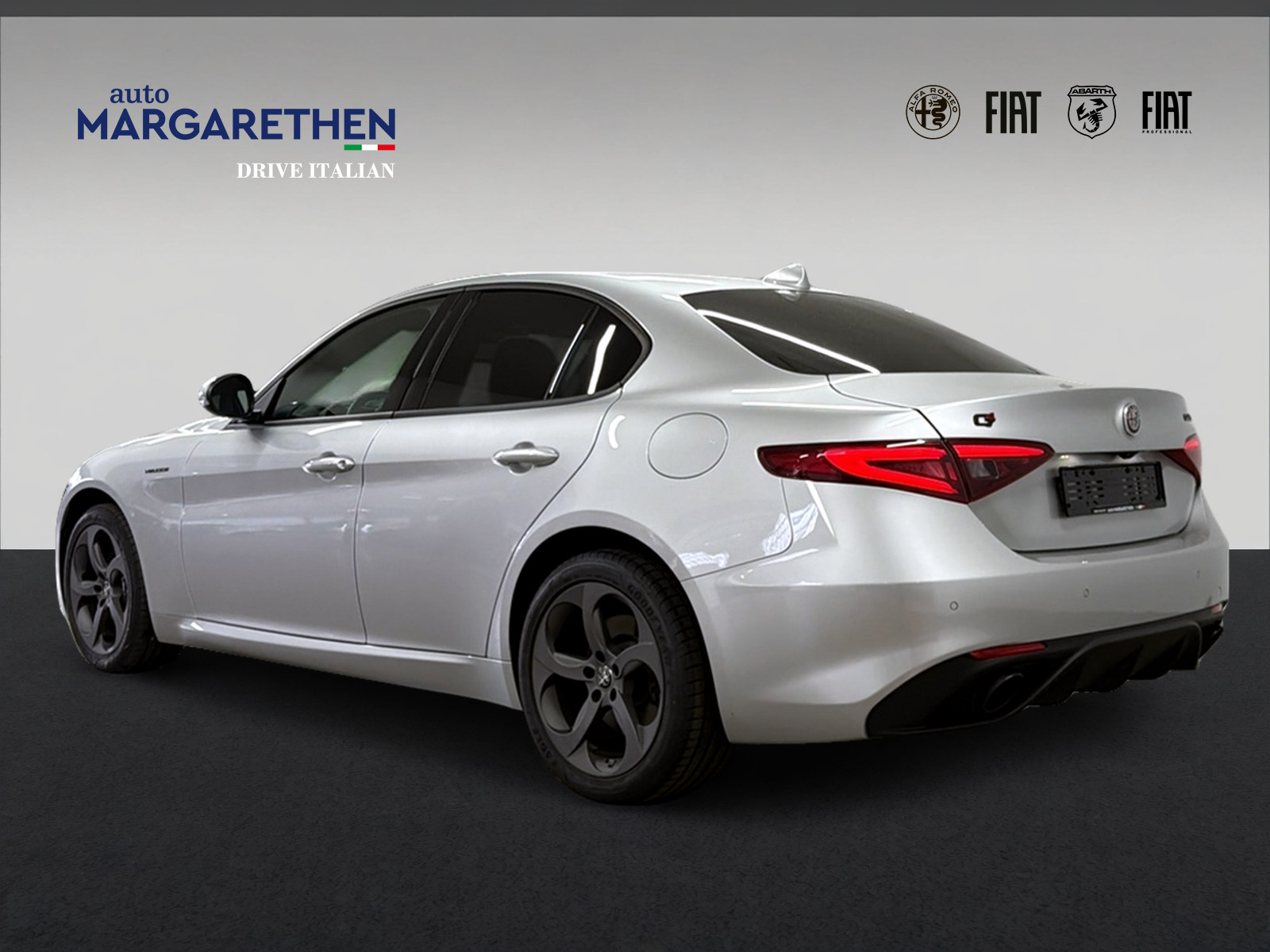 ALFA ROMEO Giulia 2.0 Veloce Q4 Automatic-image-1