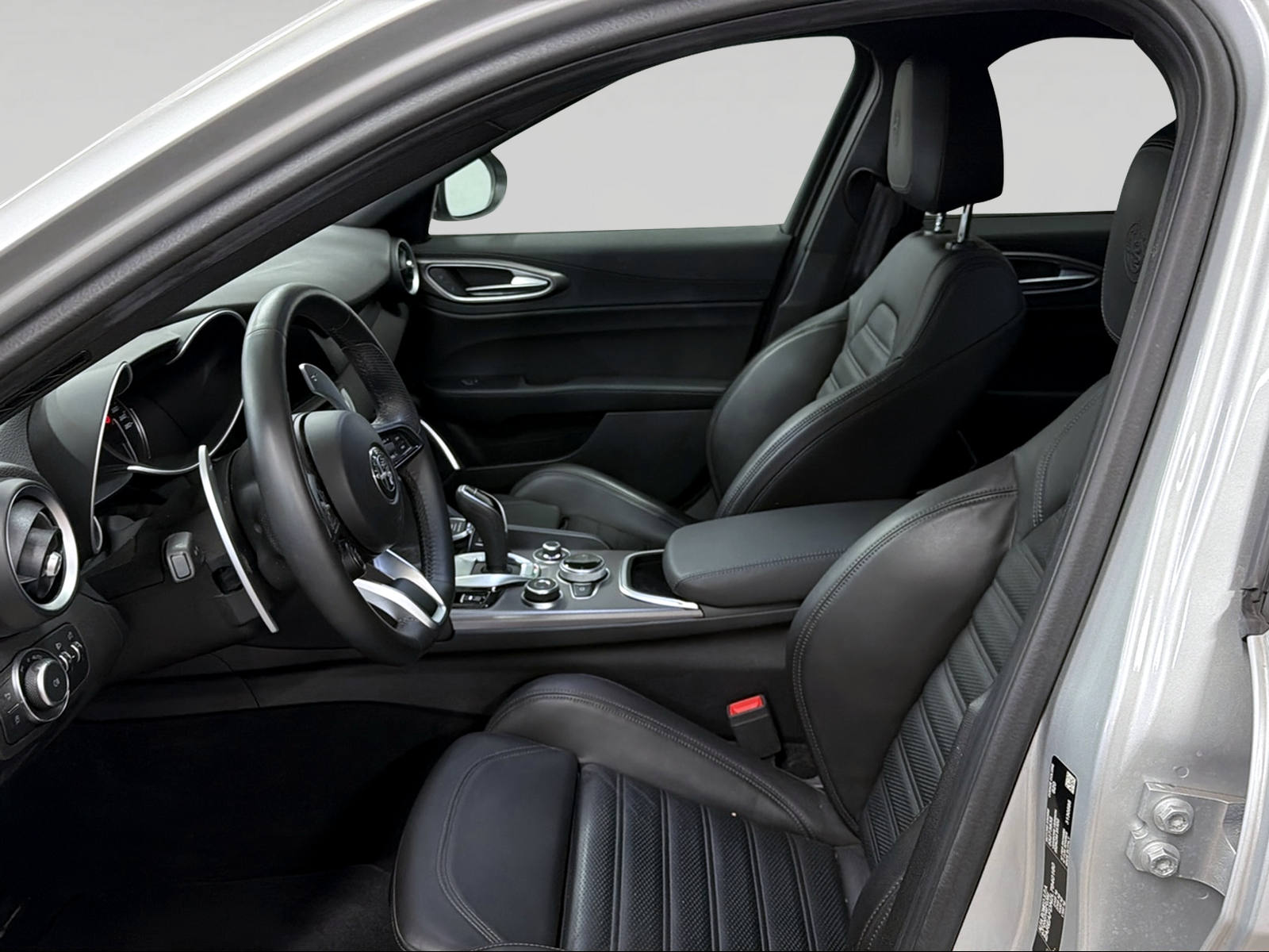 ALFA ROMEO Giulia 2.0 Veloce Q4 Automatic-image-5