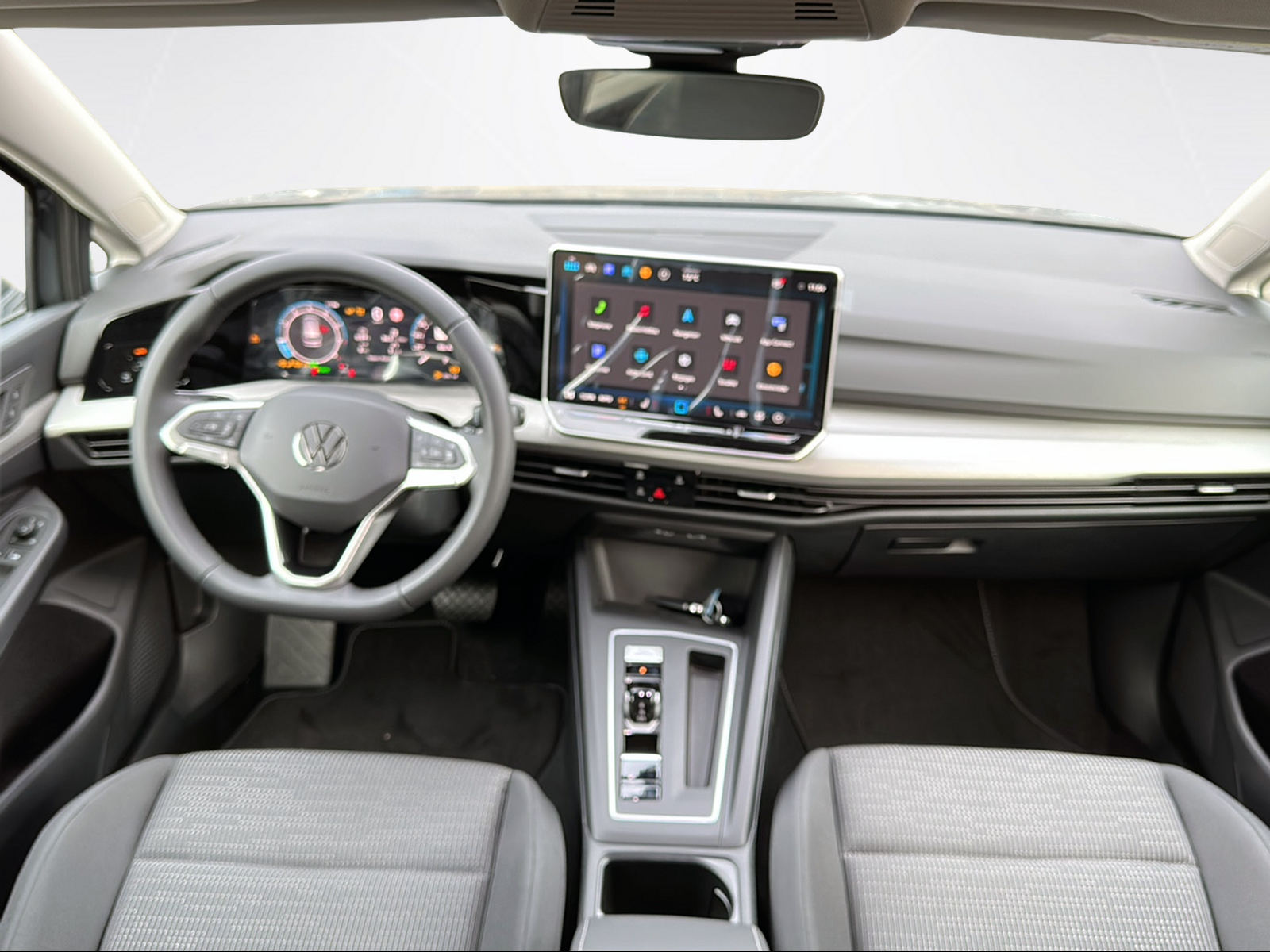 VW Golf Variant 1.5 eTSI mHEV Basis DSG-image-7