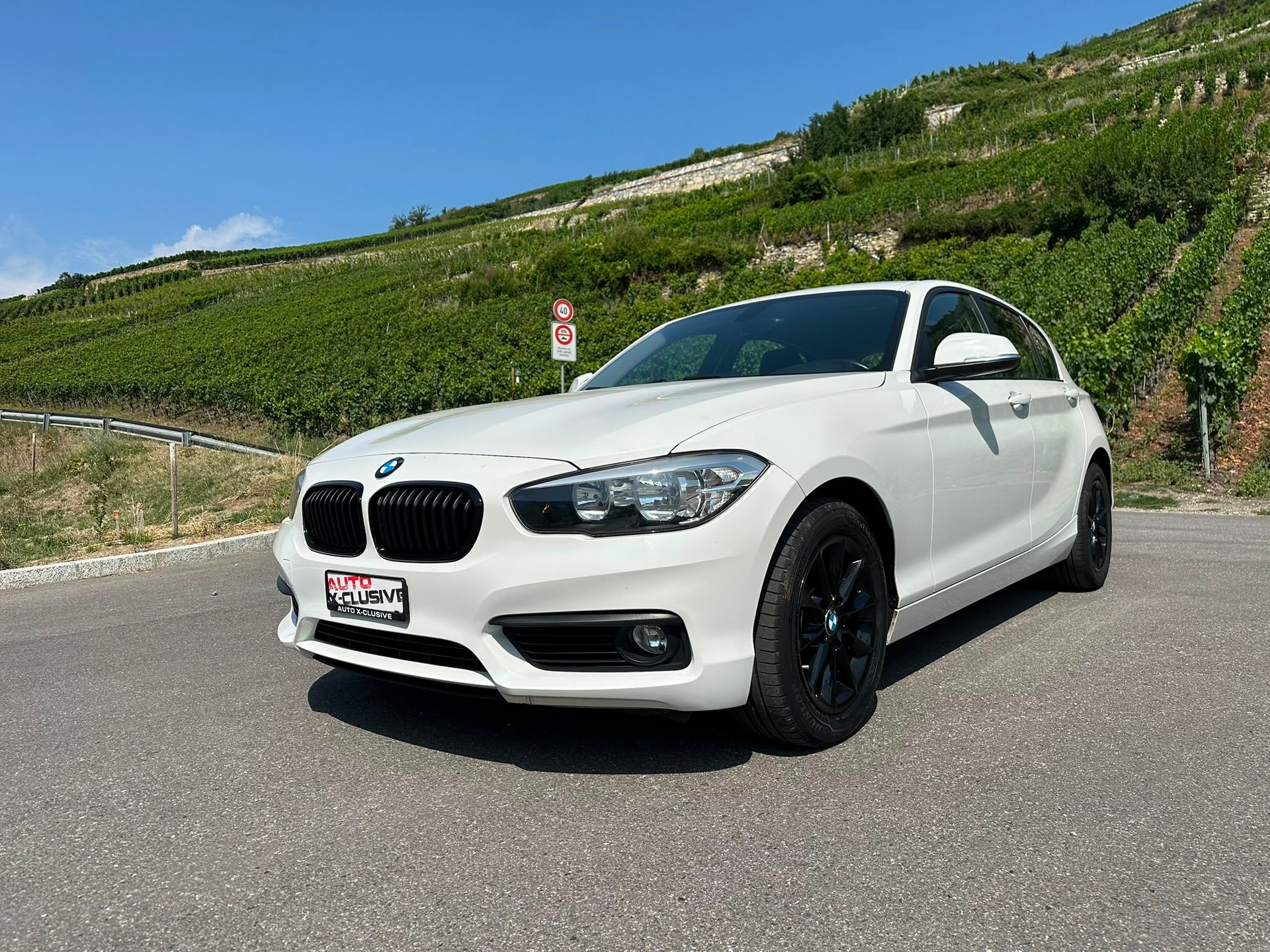 BMW 118d xDrive-image-0