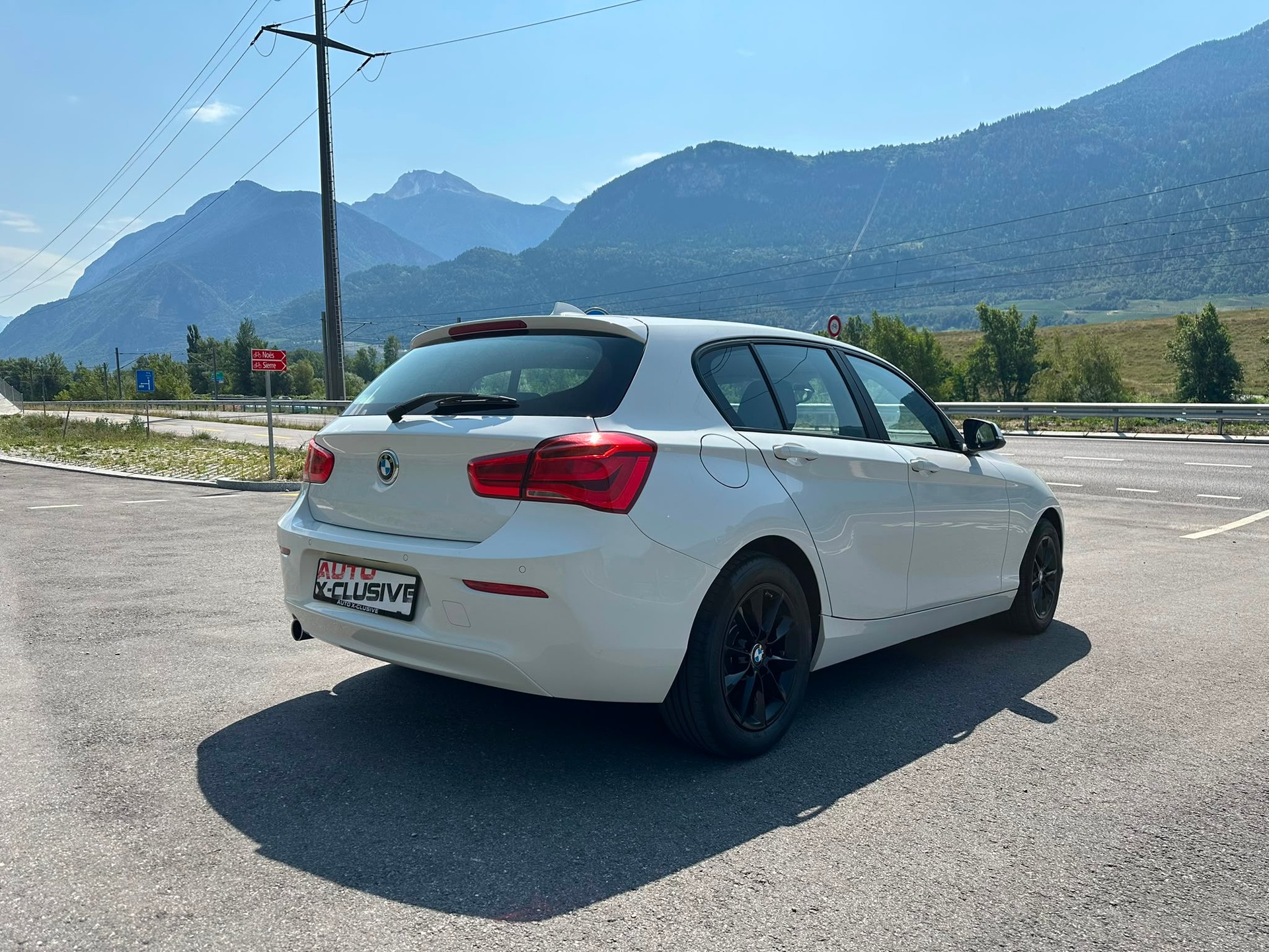 BMW 118d xDrive-image-6