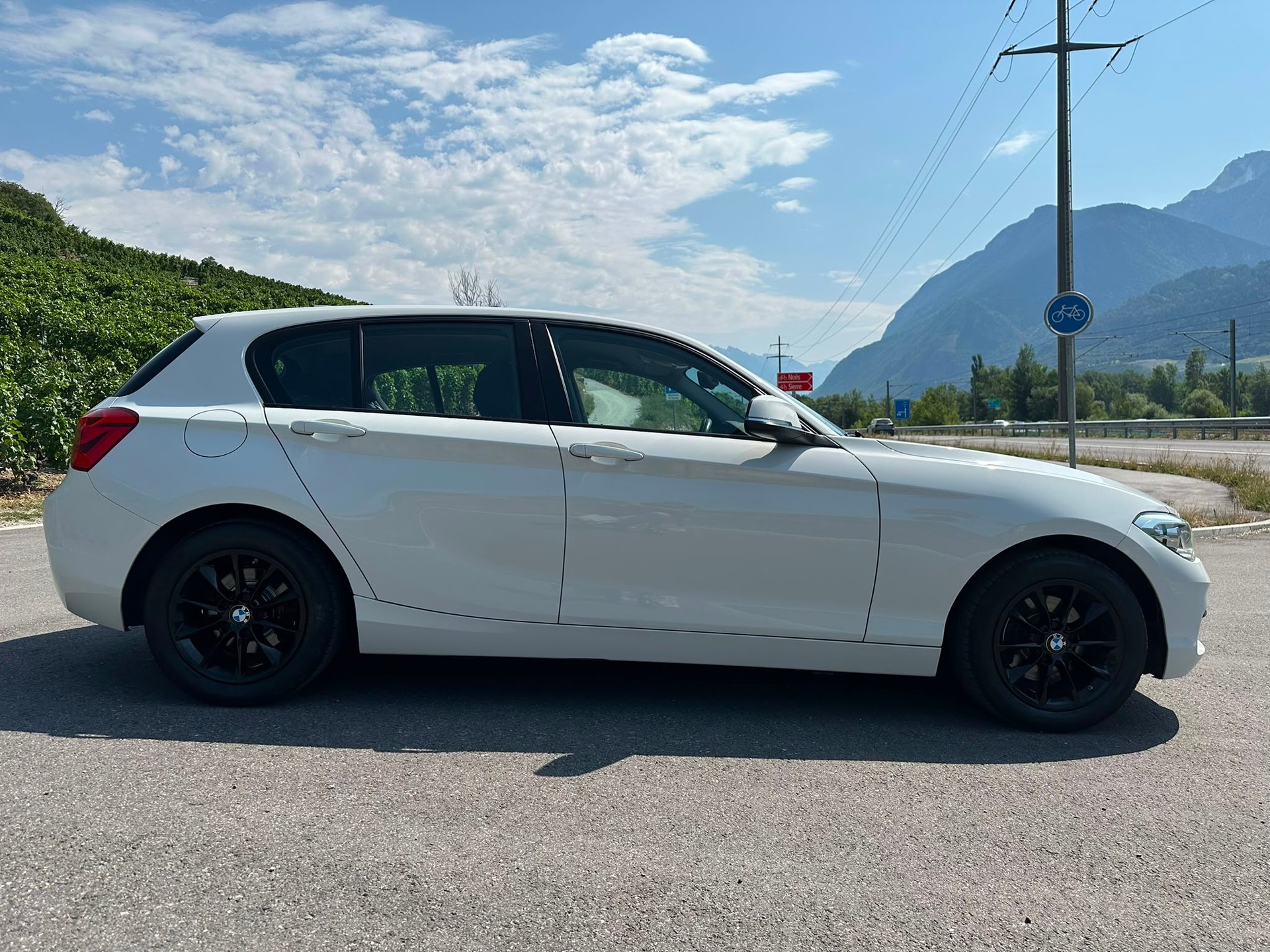 BMW 118d xDrive-image-7