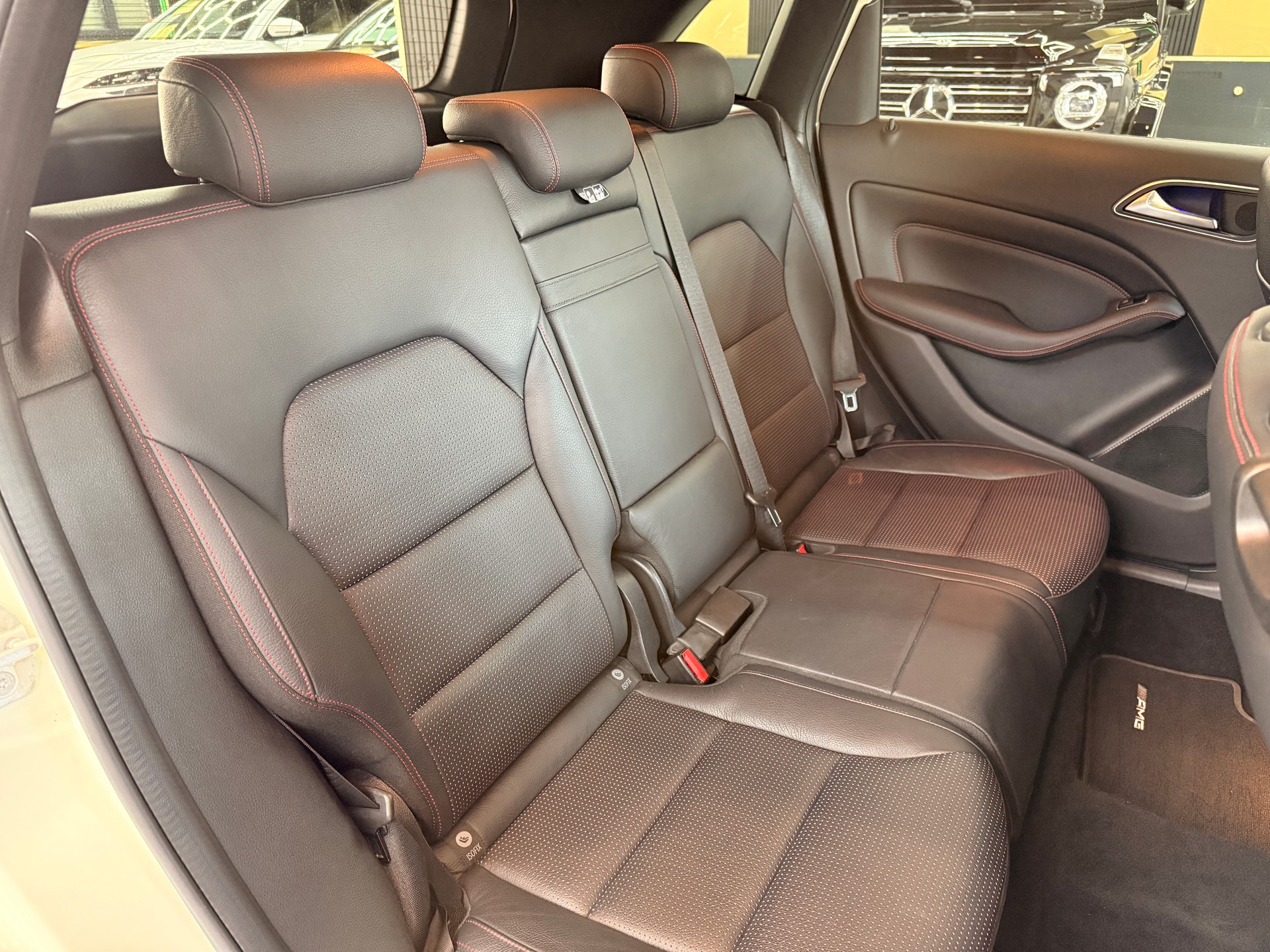 MERCEDES-BENZ B 220 CDI Swiss Star Edition AMG Line 4Matic-image-14