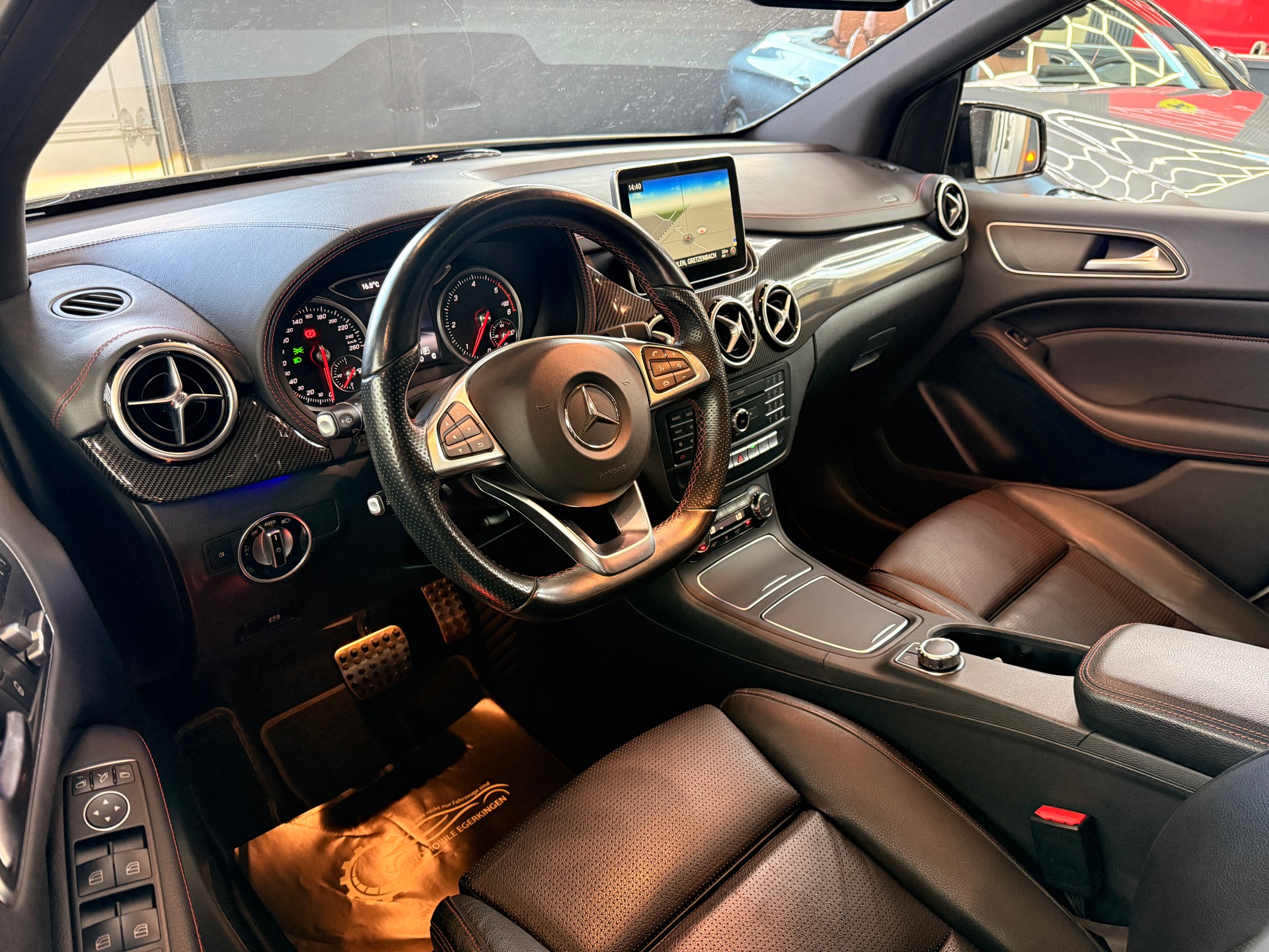 MERCEDES-BENZ B 220 CDI Swiss Star Edition AMG Line 4Matic-image-8